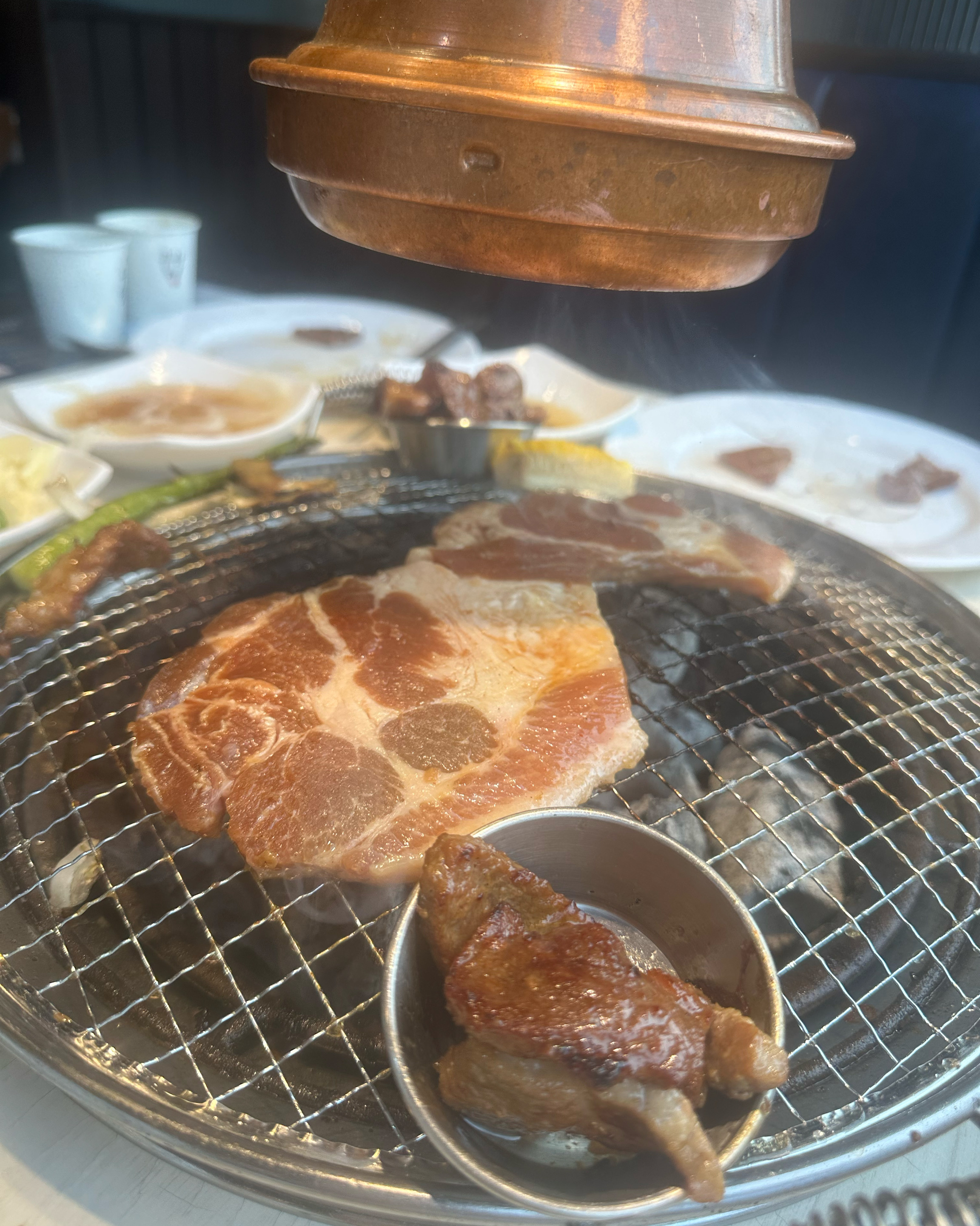 크리스마스인데 12시에 입장해서 대기없이 바로먹었네요 고기 부드러워서 좋아요 잘 먹고갑니다