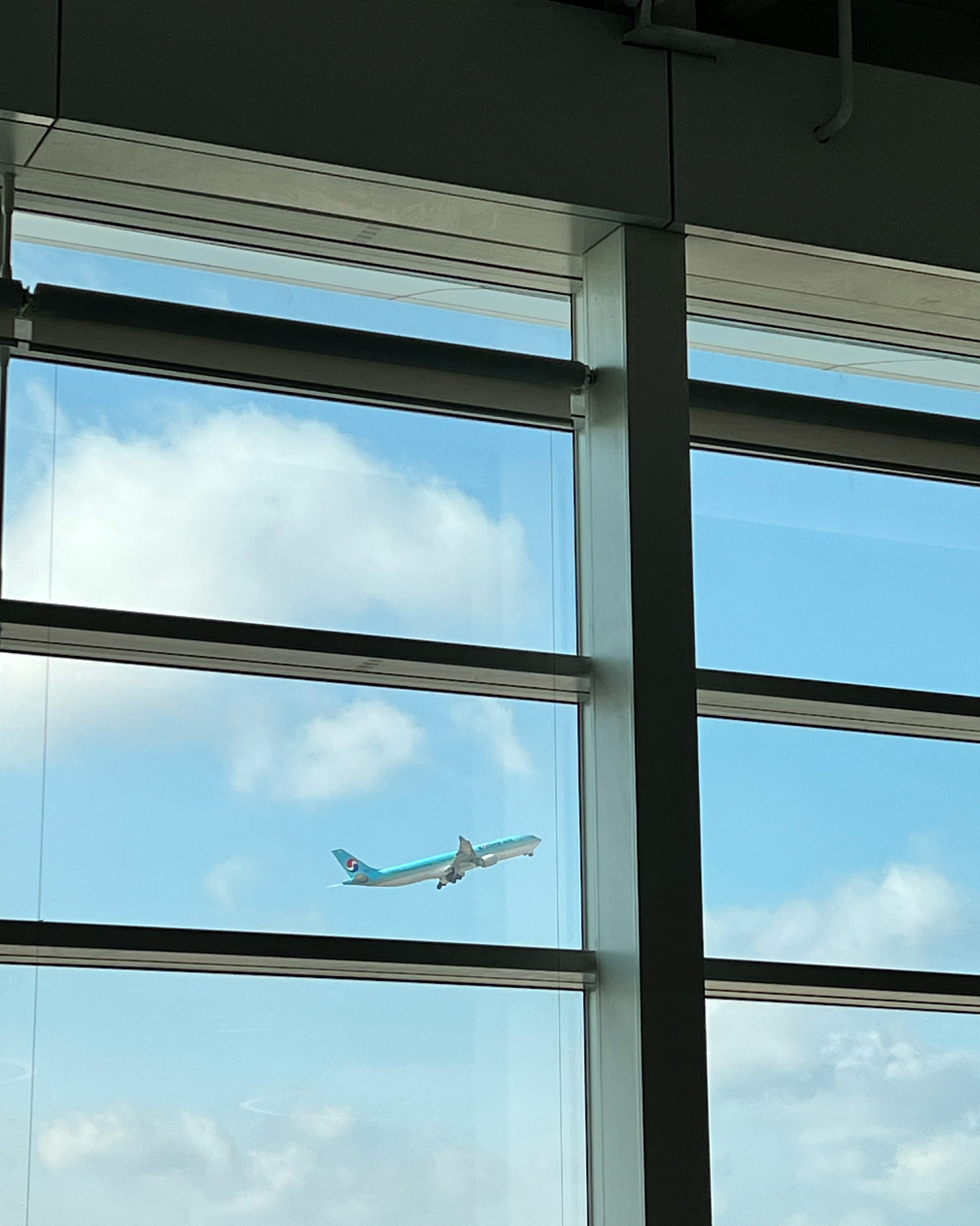 [인천공항 맛집 투썸플레이스 인천공항라운지점] 직접 가본 로컬 리뷰