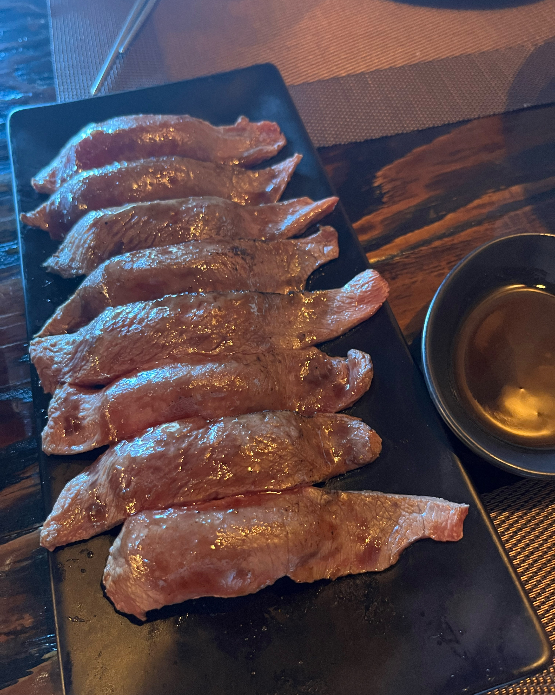 감바스 오일 파스타 느끼하지 않고 매콤하면서 진짜 맛있어요 - 아바이마을 맛집 와규더테이블