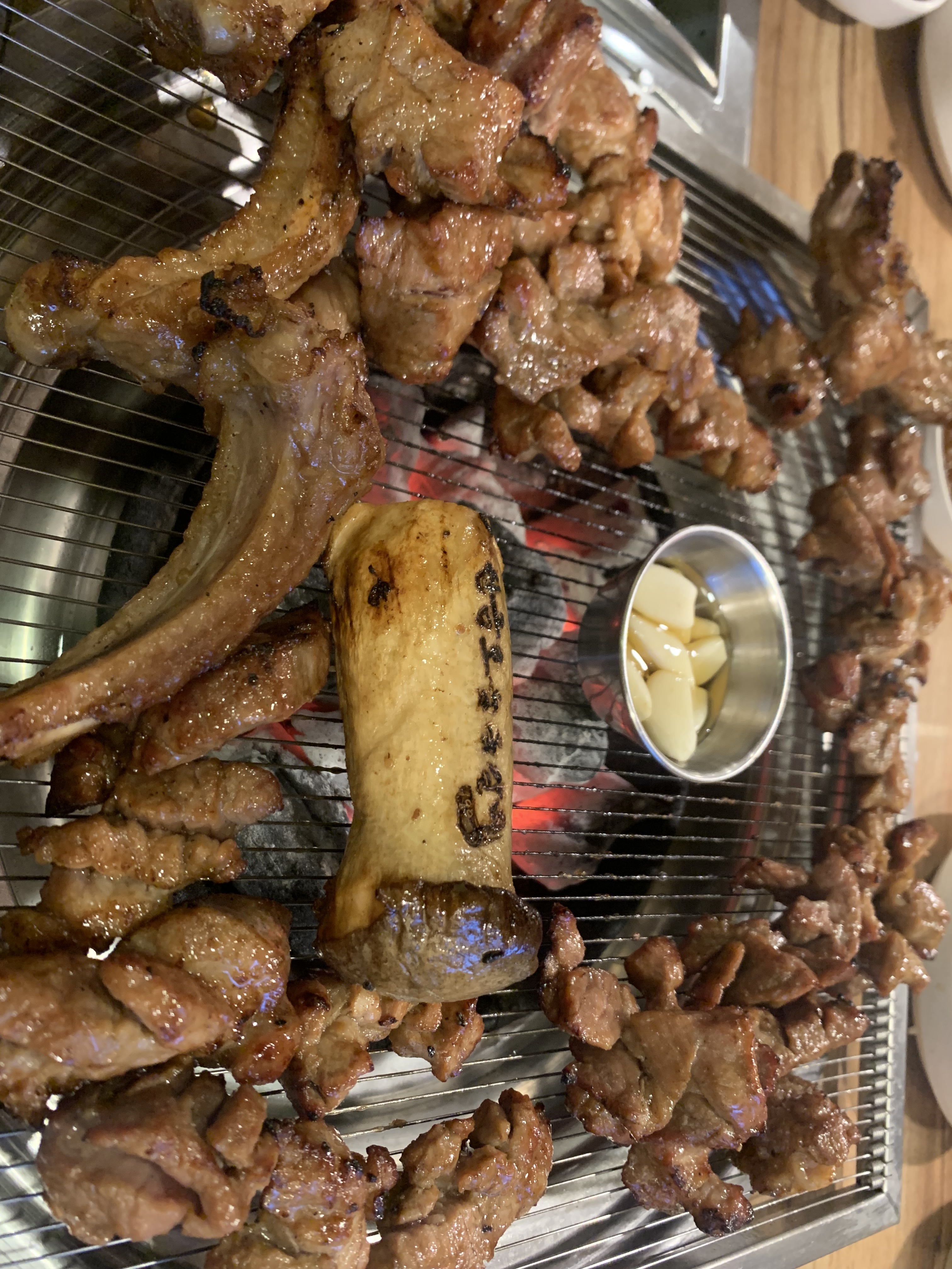 
신금호역식당 신금호숯불갈비 본점