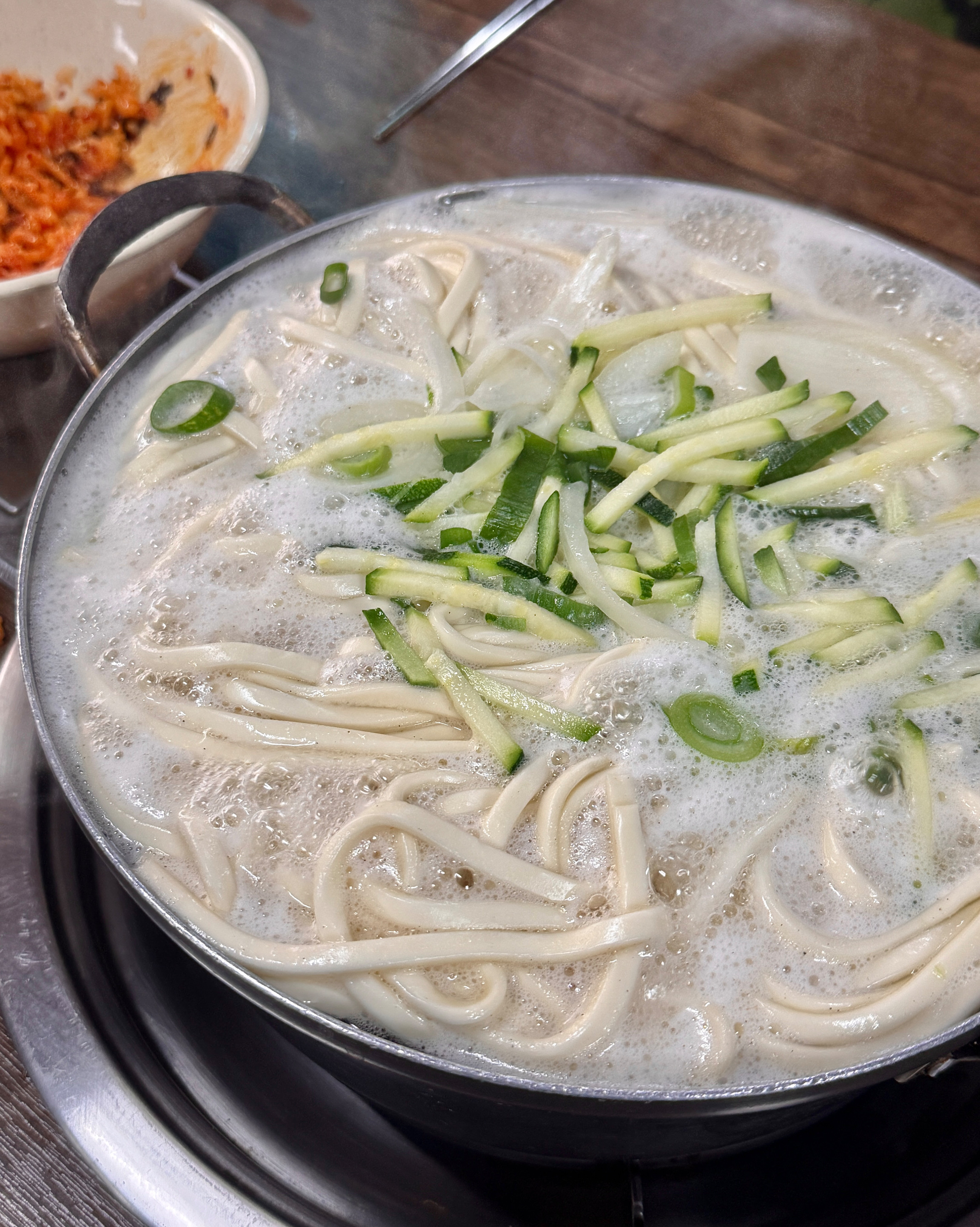  덕정역 맛집 밀밭칼국수