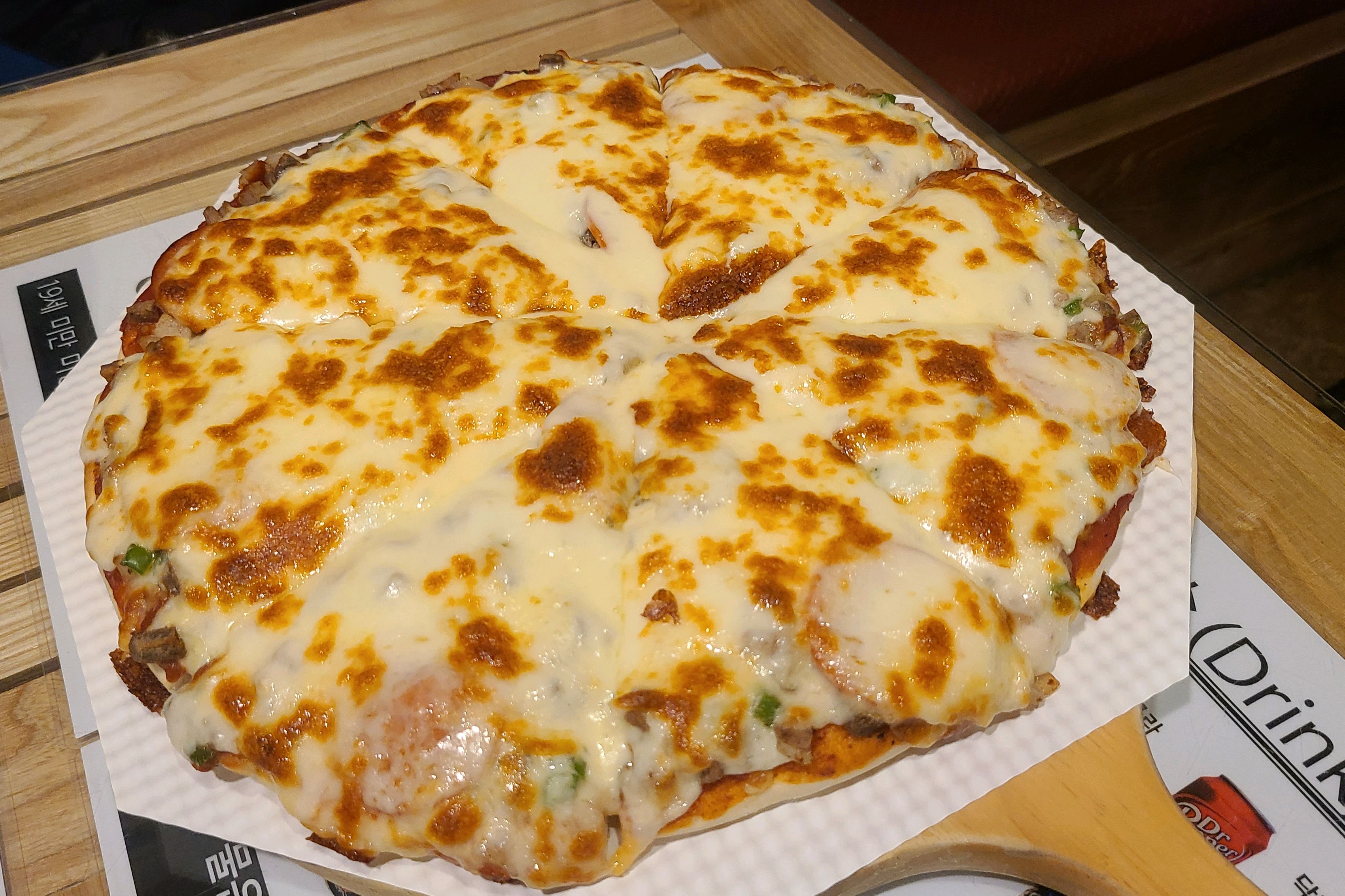 Dongducheon Station Restaurant Hot Pizza & Burger