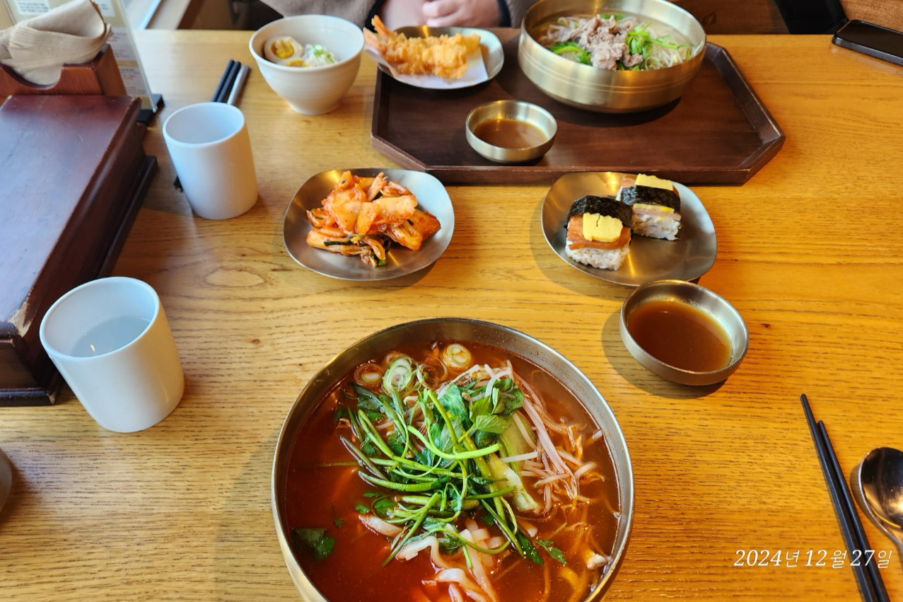 Olympic Park Station Restaurant Cheiljemyeonso Olympic Park Branch