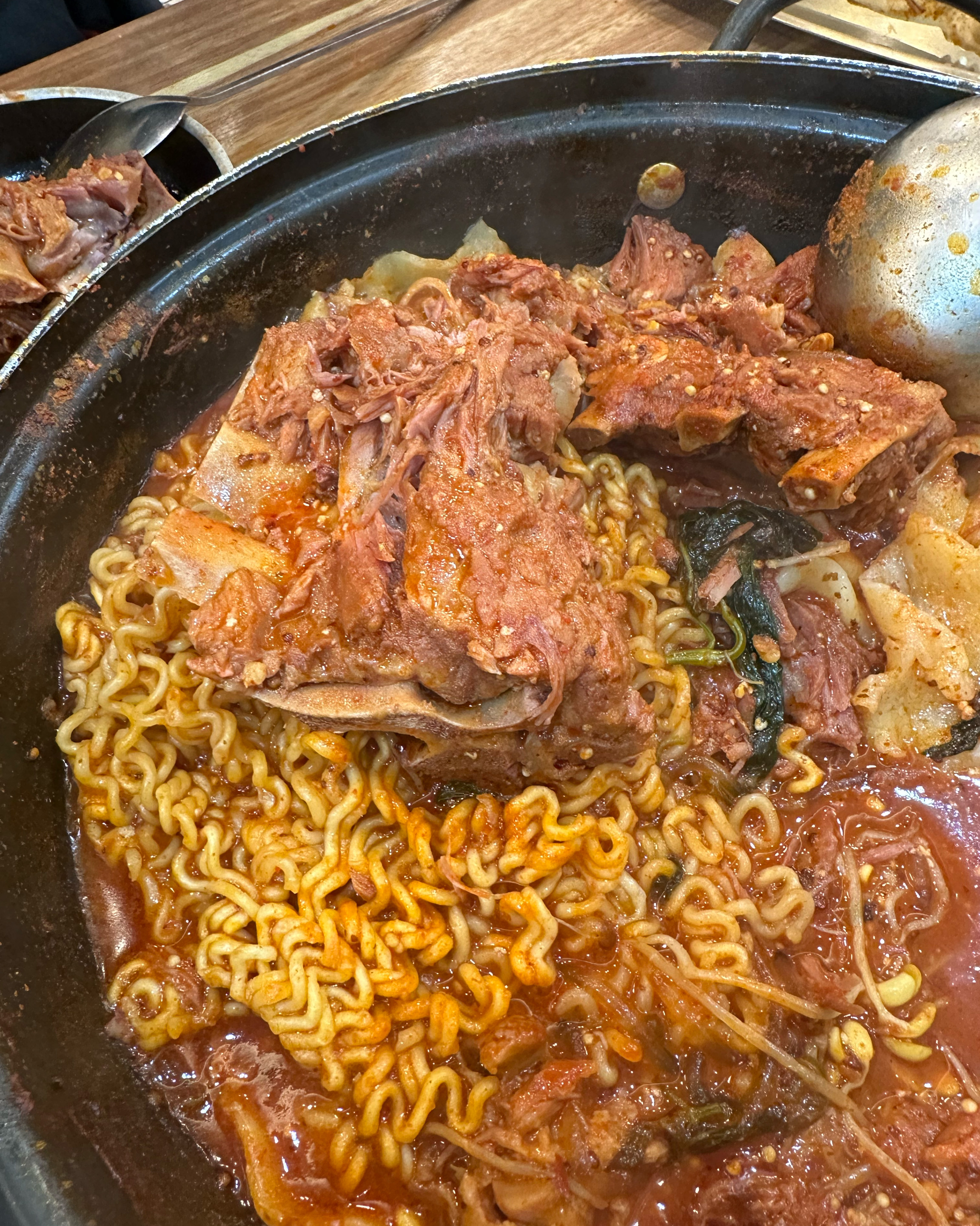 직원분들 너무 친절하시고 맛도최고입니다~~~^^ - 제주 맛집 24시제주해장국