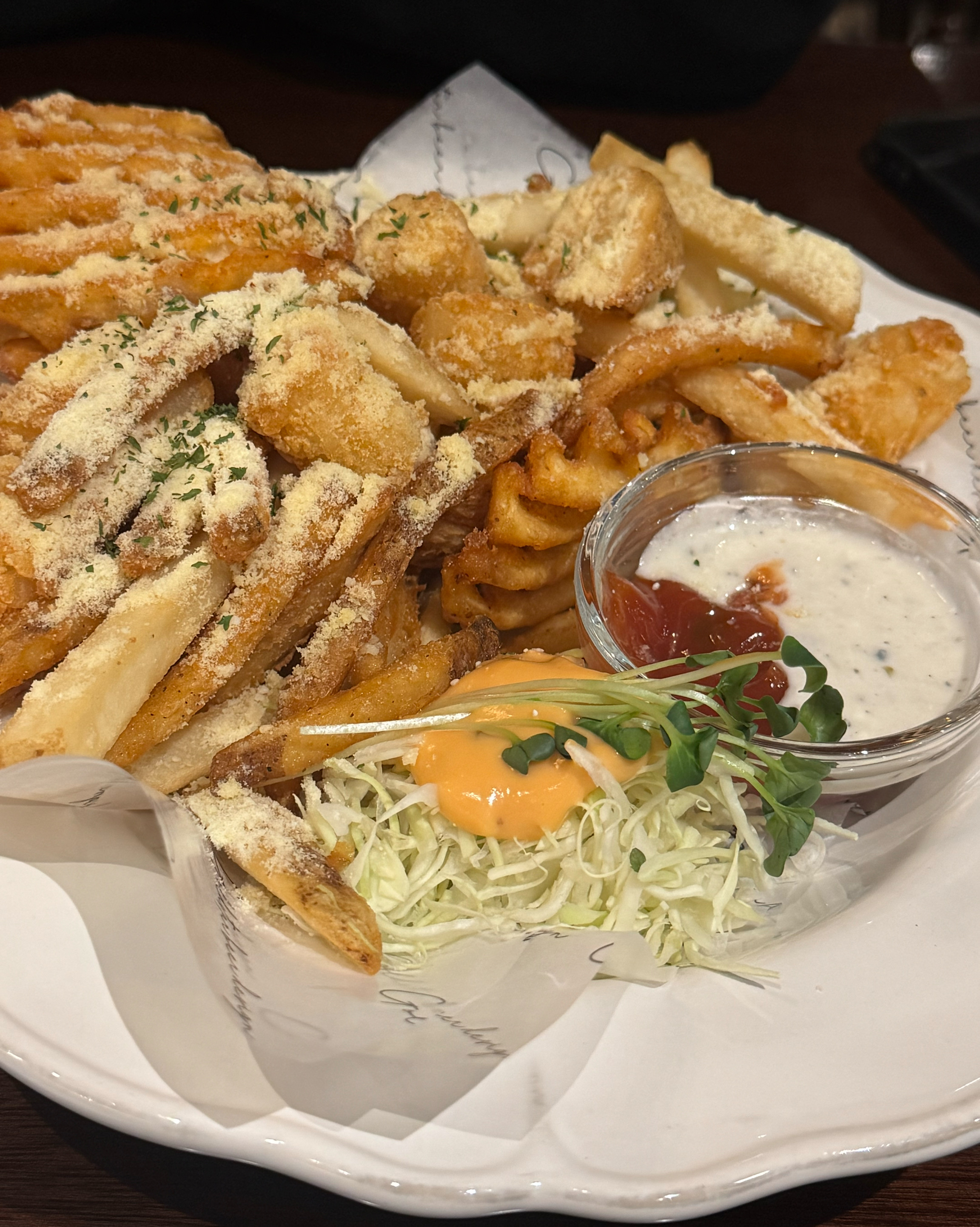 너무 맛있어요! 매장도 넓고 직원분들도 친절해서 좋아요 다음에 천호 로데오 올 때 꼭 다시