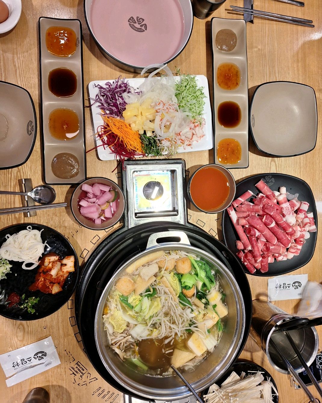 점심 시간이 좀 지나 손님이 없을 줄 알았는데 - 구산역 맛집 소담촌 구산직영점