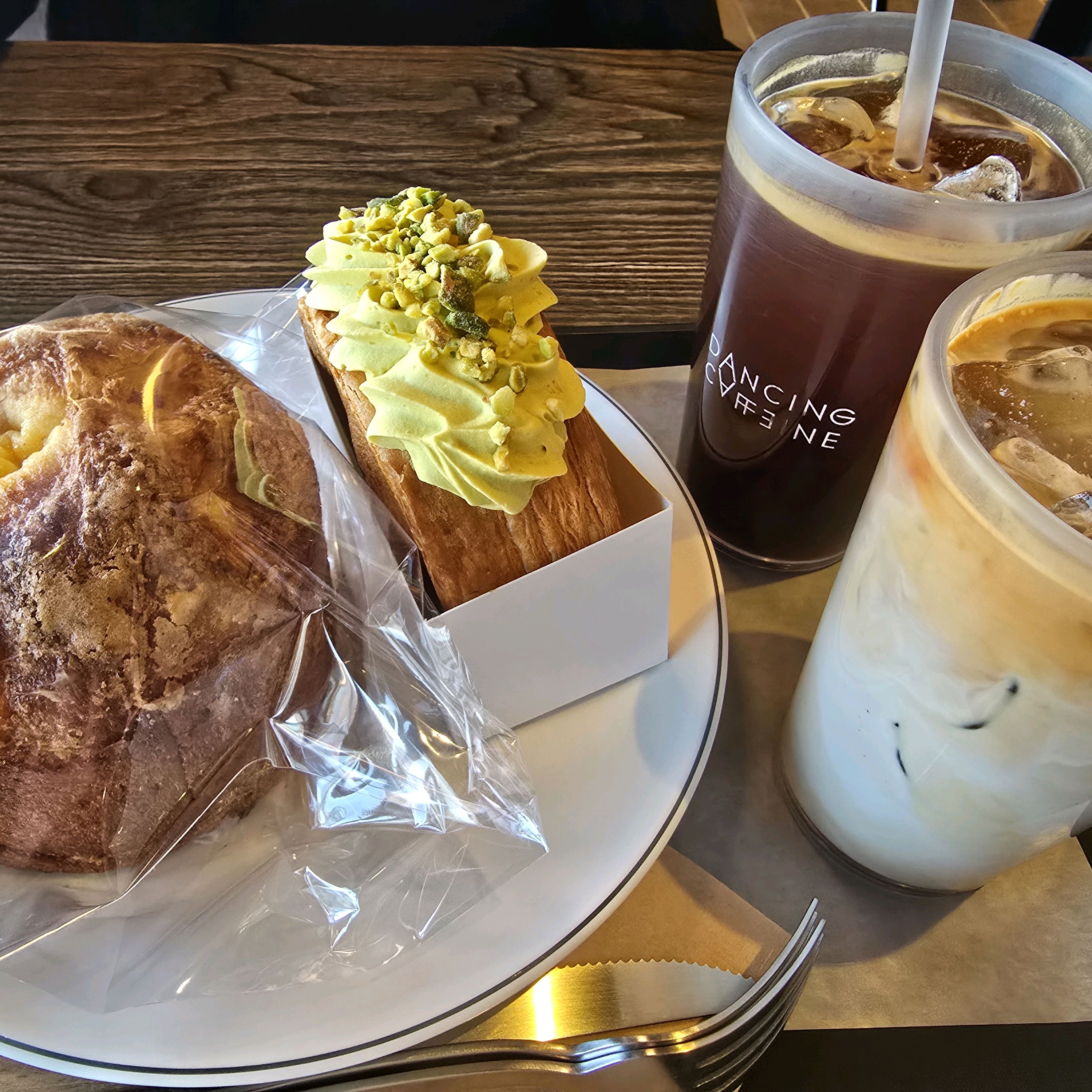 [춘천 맛집 댄싱카페인] 직접 가본 로컬 리뷰