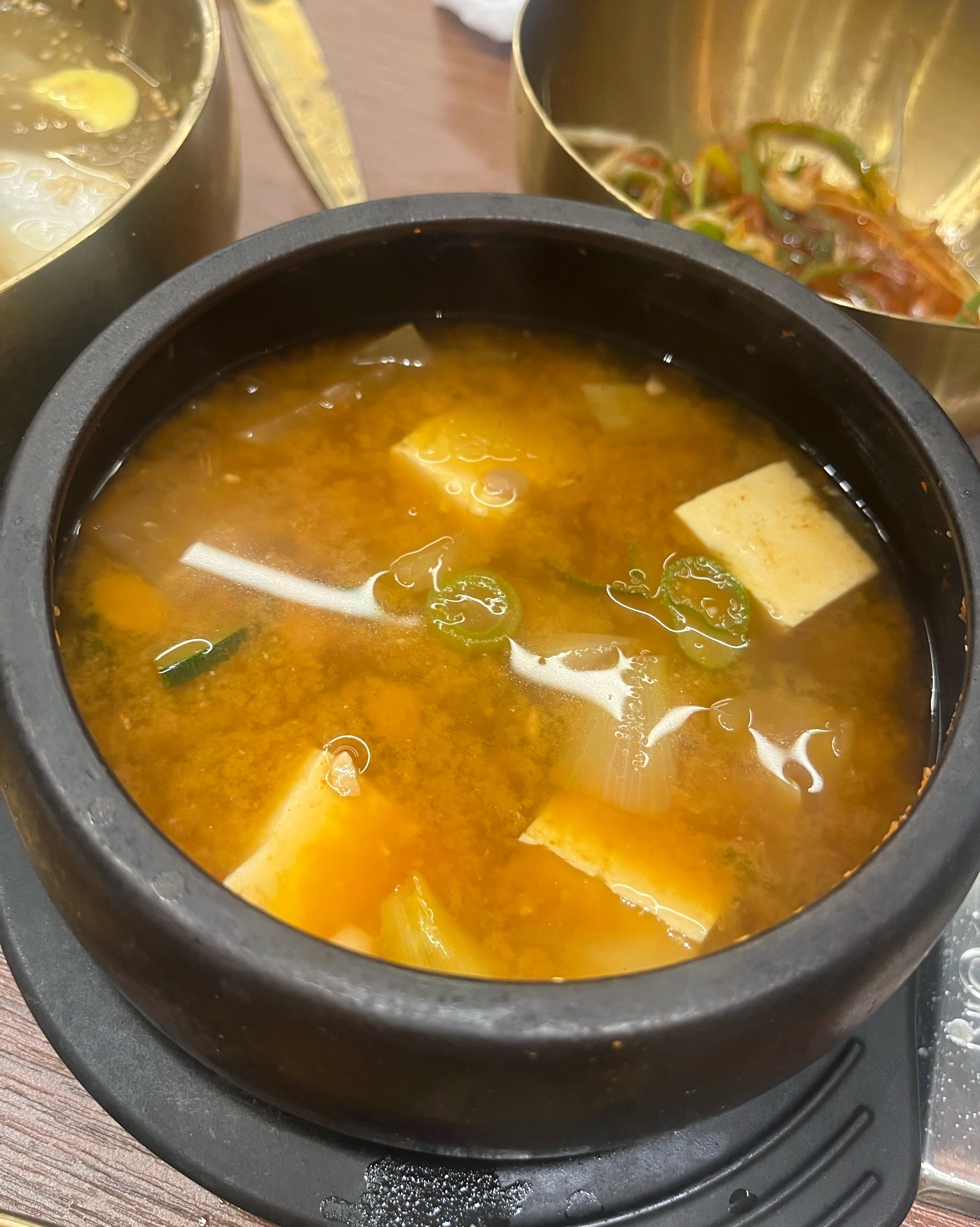 고기 주문시 된장찌개 밥 냉면 같이 주문하였고 - 불당동 맛집 우소참숯화로구이 본점