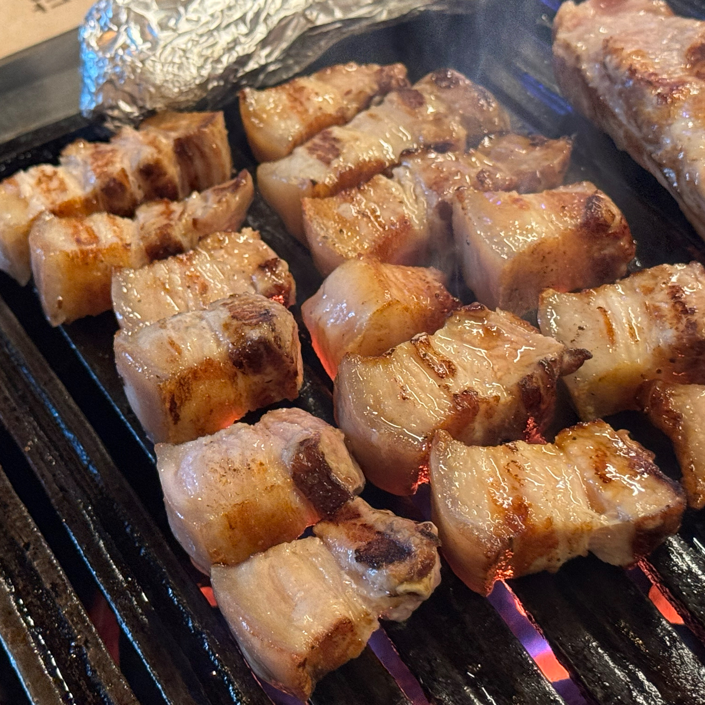 
약수역식당 금돼지식당