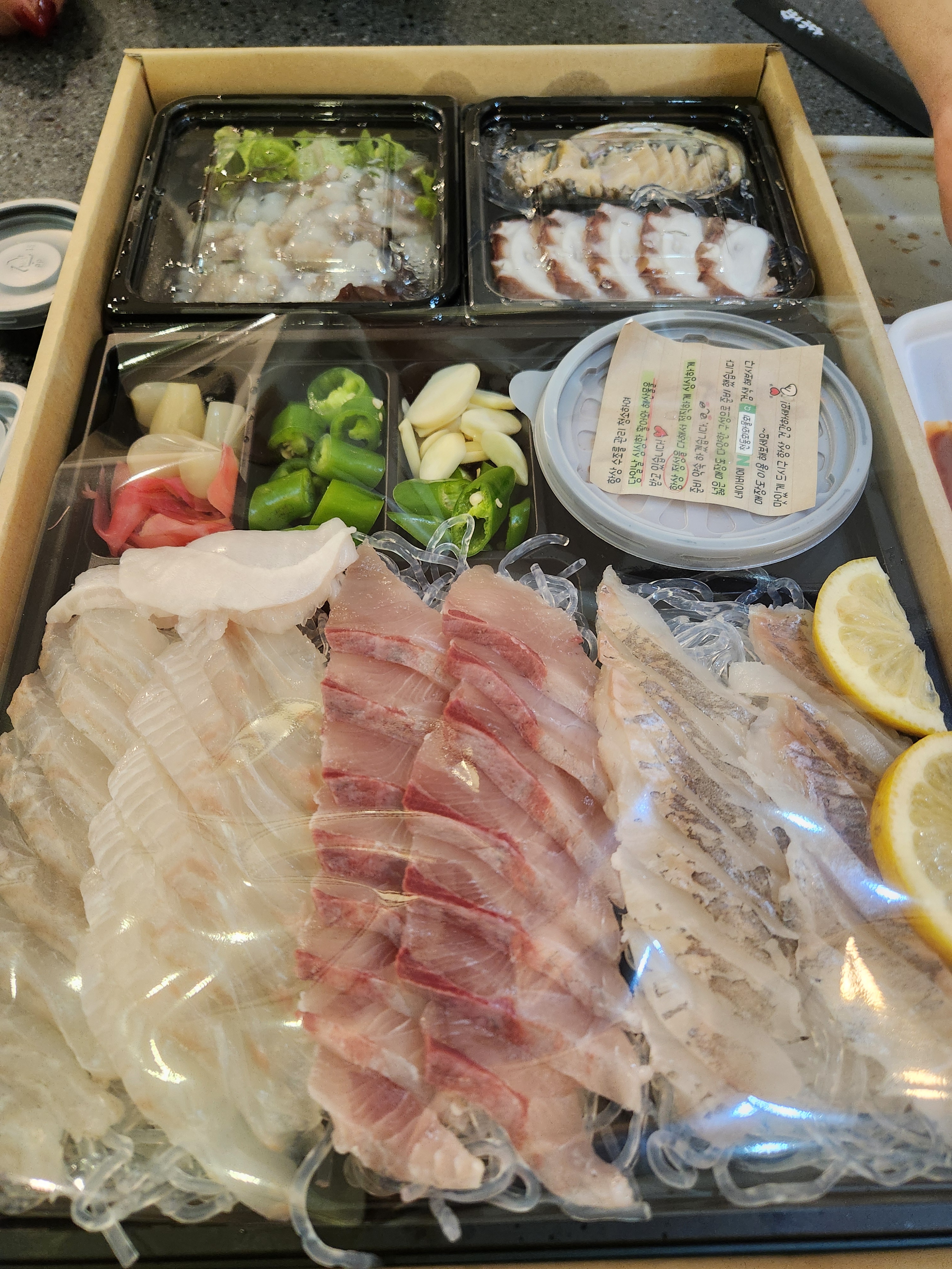 [강릉 맛집 강릉물회 강릉횟집 천둥수산 강문해변점] 직접 가본 로컬 리뷰