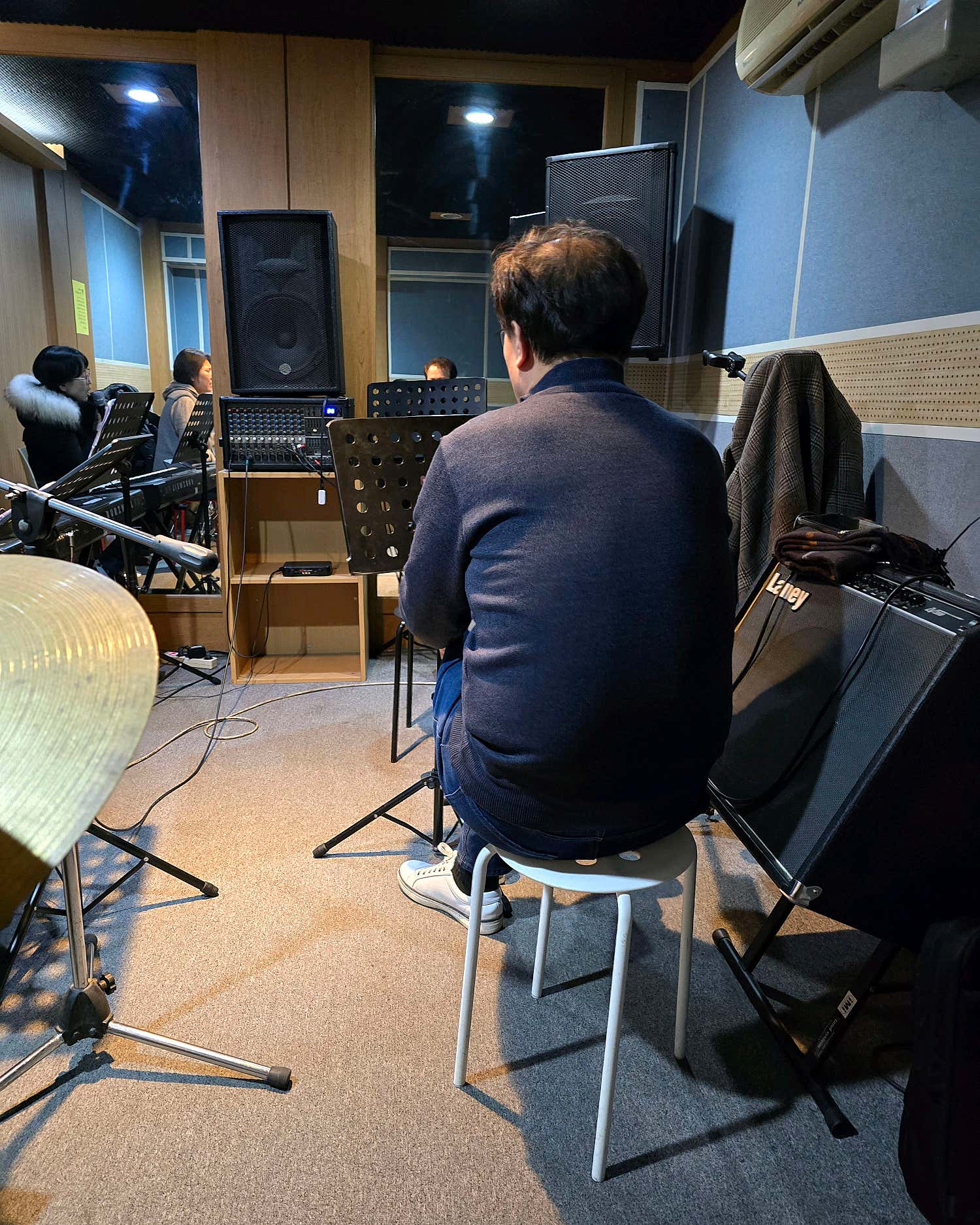 2번째 스튜디오 사진