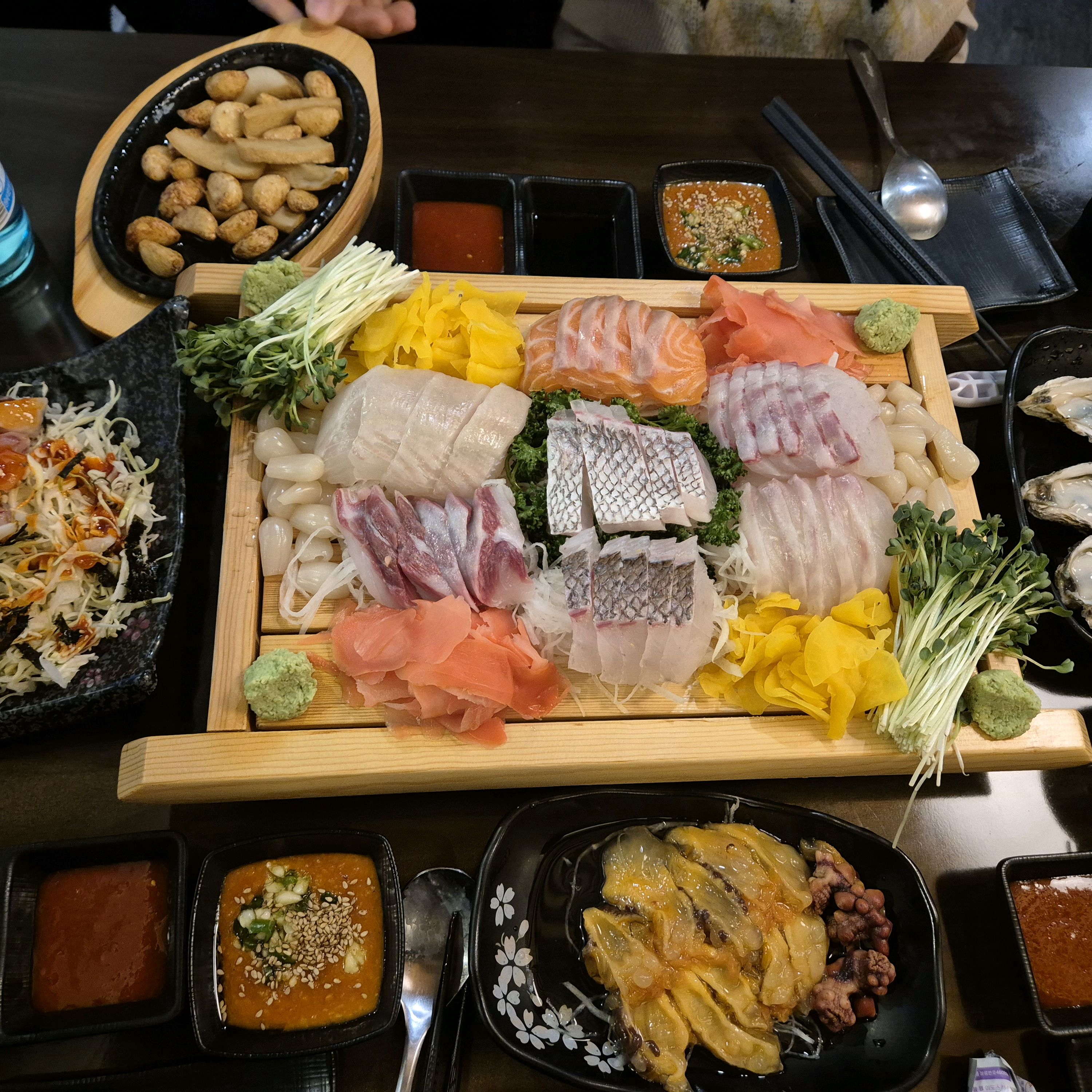 회가 진짜 맛있습니다~~ - 상암 맛집 물고기자리 상암점