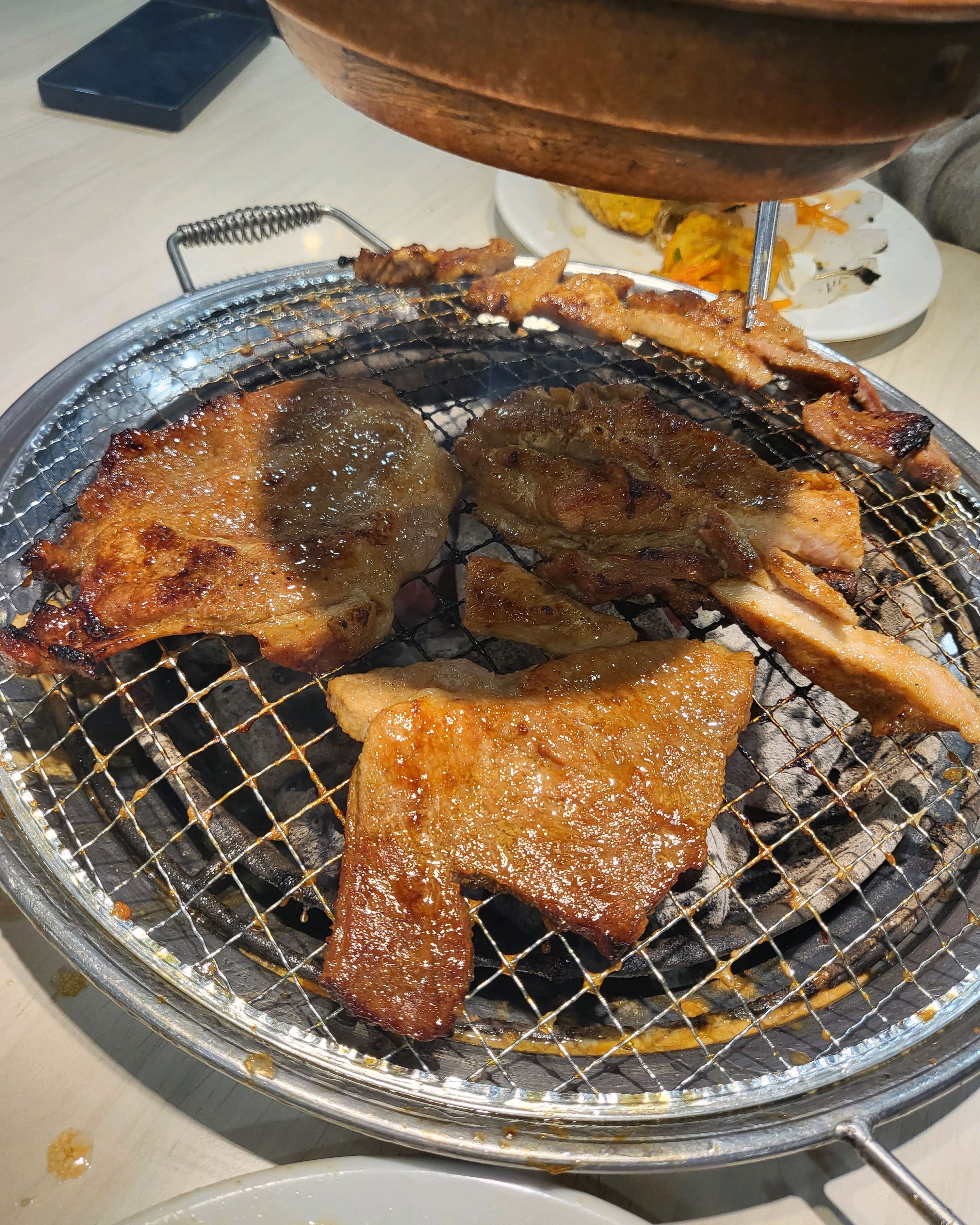 고기 신선하고 맛있어요 특히 프렉치렉! 매장 청결하고 직원분들도 친절해요 - 본오동 맛집 명륜진사갈비 의왕오전점