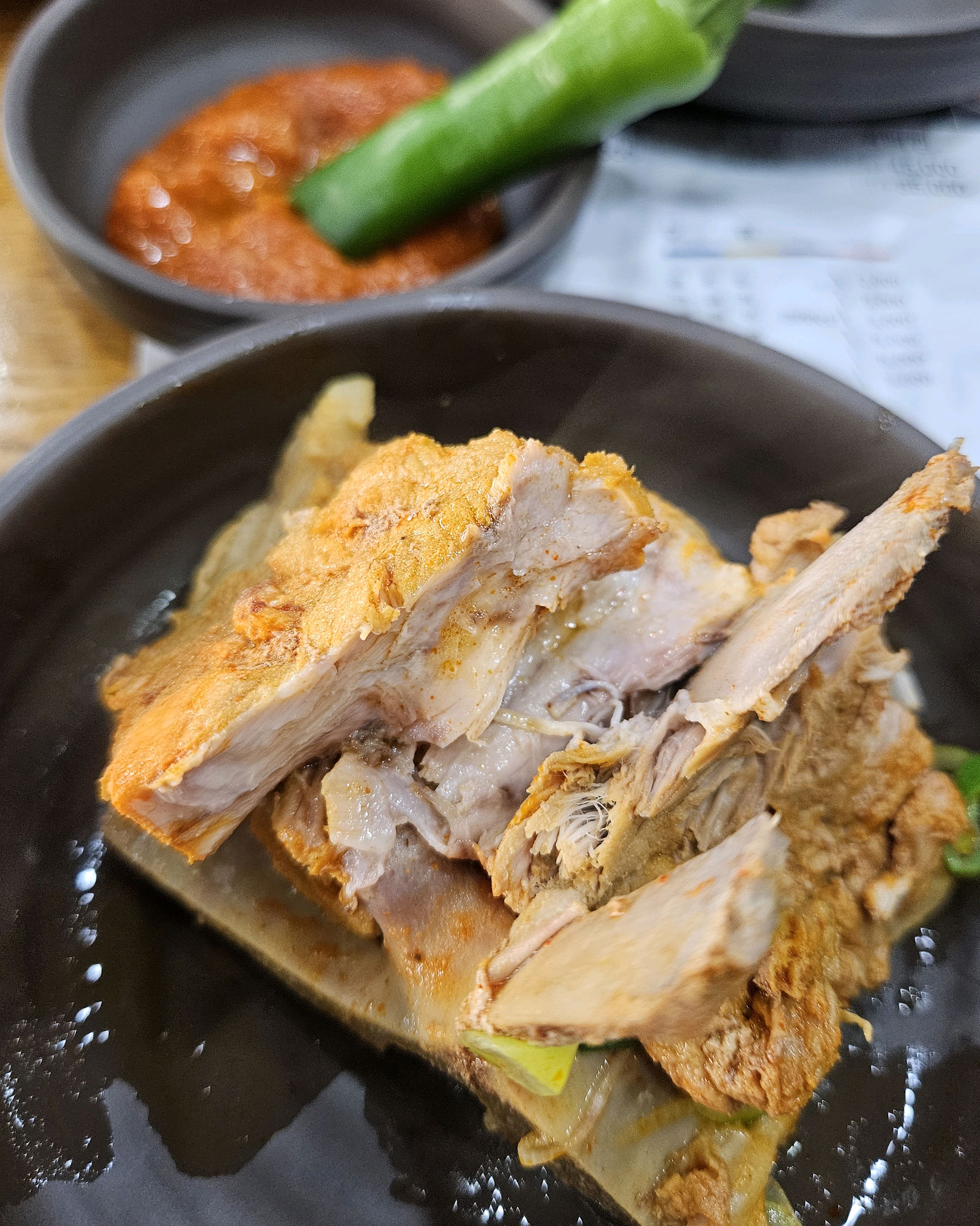 뼈해장국 1만원. - 망원동 맛집 왕뼈감자탕 망원직영점