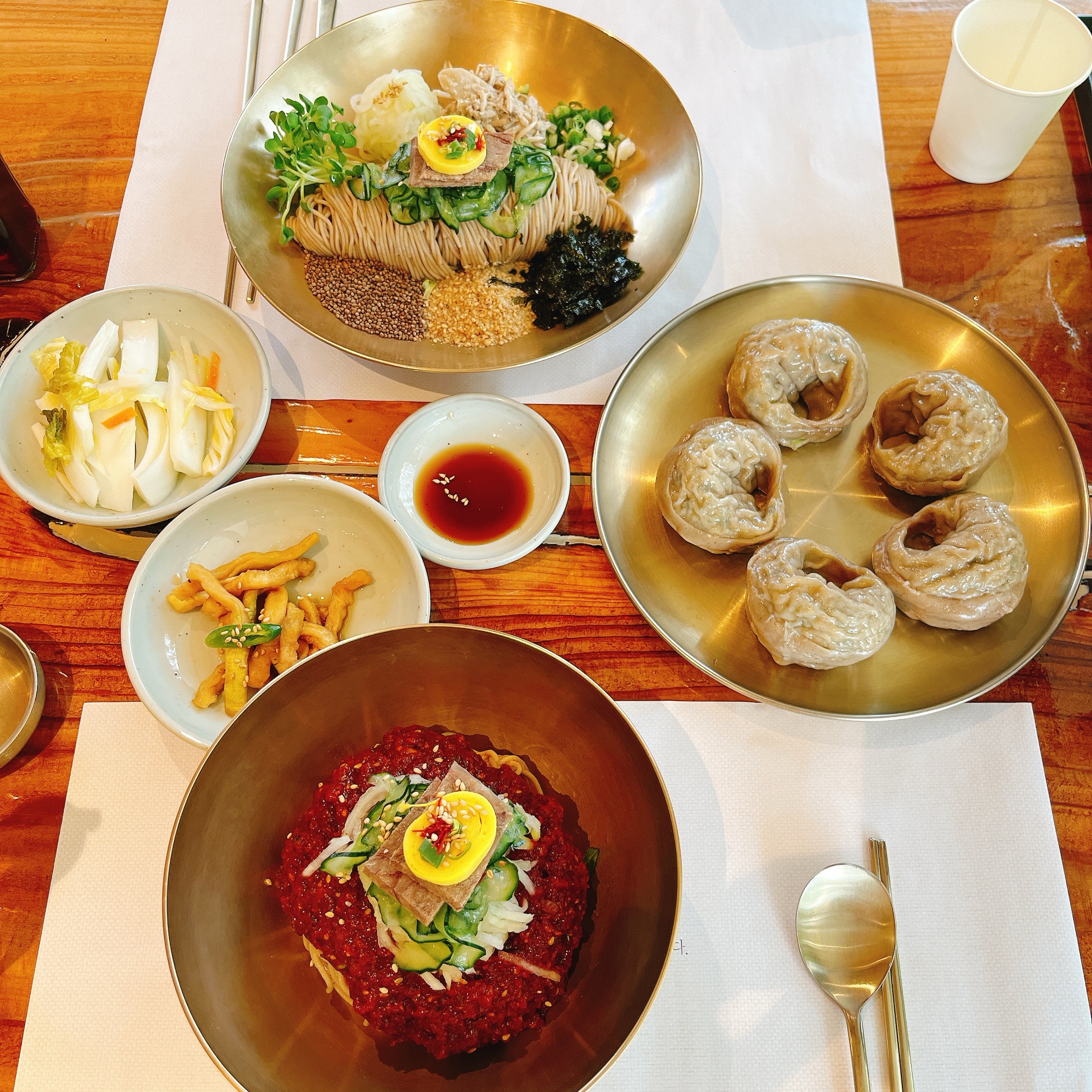 건강항 맛이에요. 메밀만두 맛있어요👍 - 제주 맛집 한라산아래첫마을 제주민속촌점