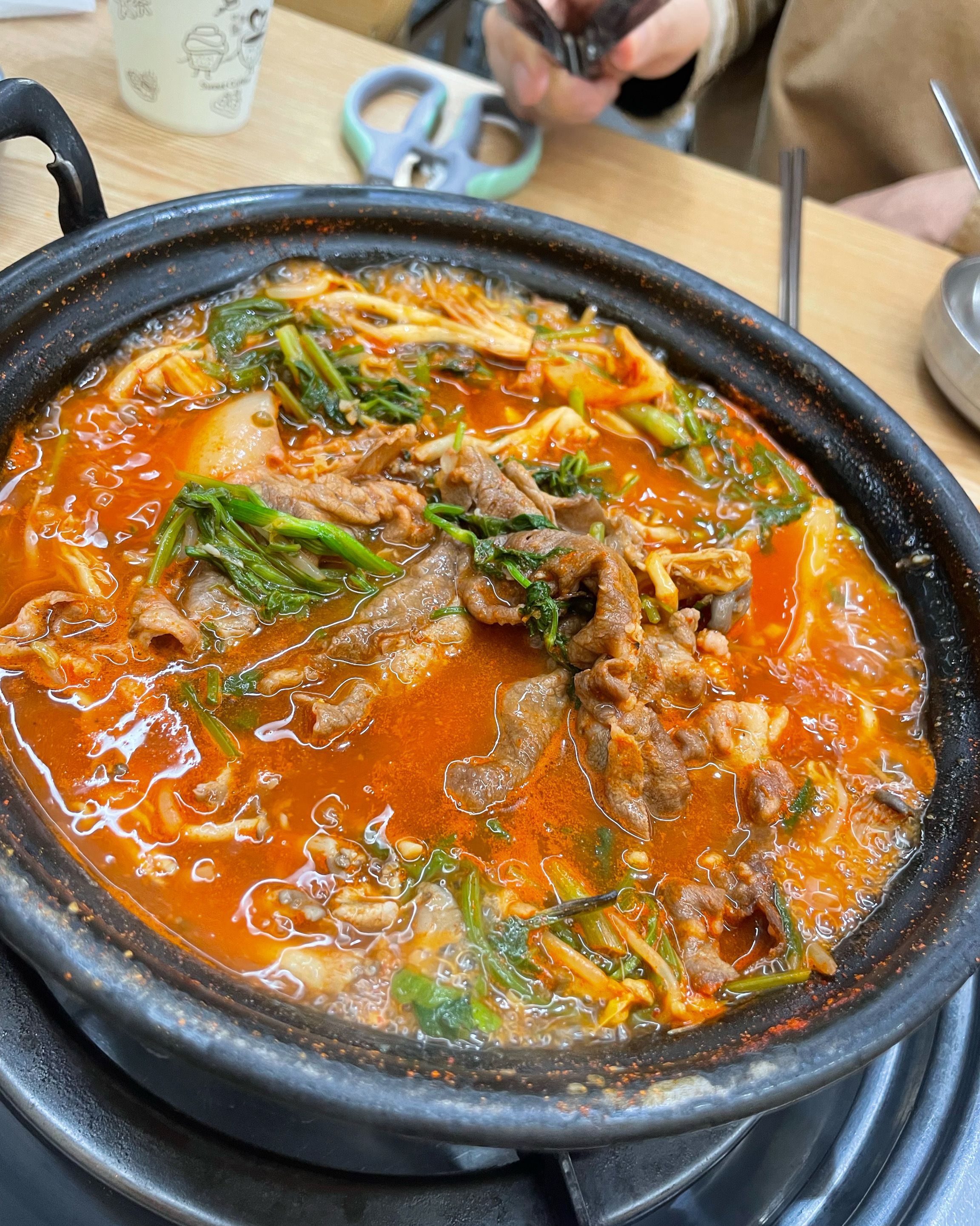 오랜만에 등촌인데도 너무너무 맛있어요👍🏻매장도 깨끗하고 자주올것같아용! - 천호동 맛집 등촌샤브칼국수 천호점
