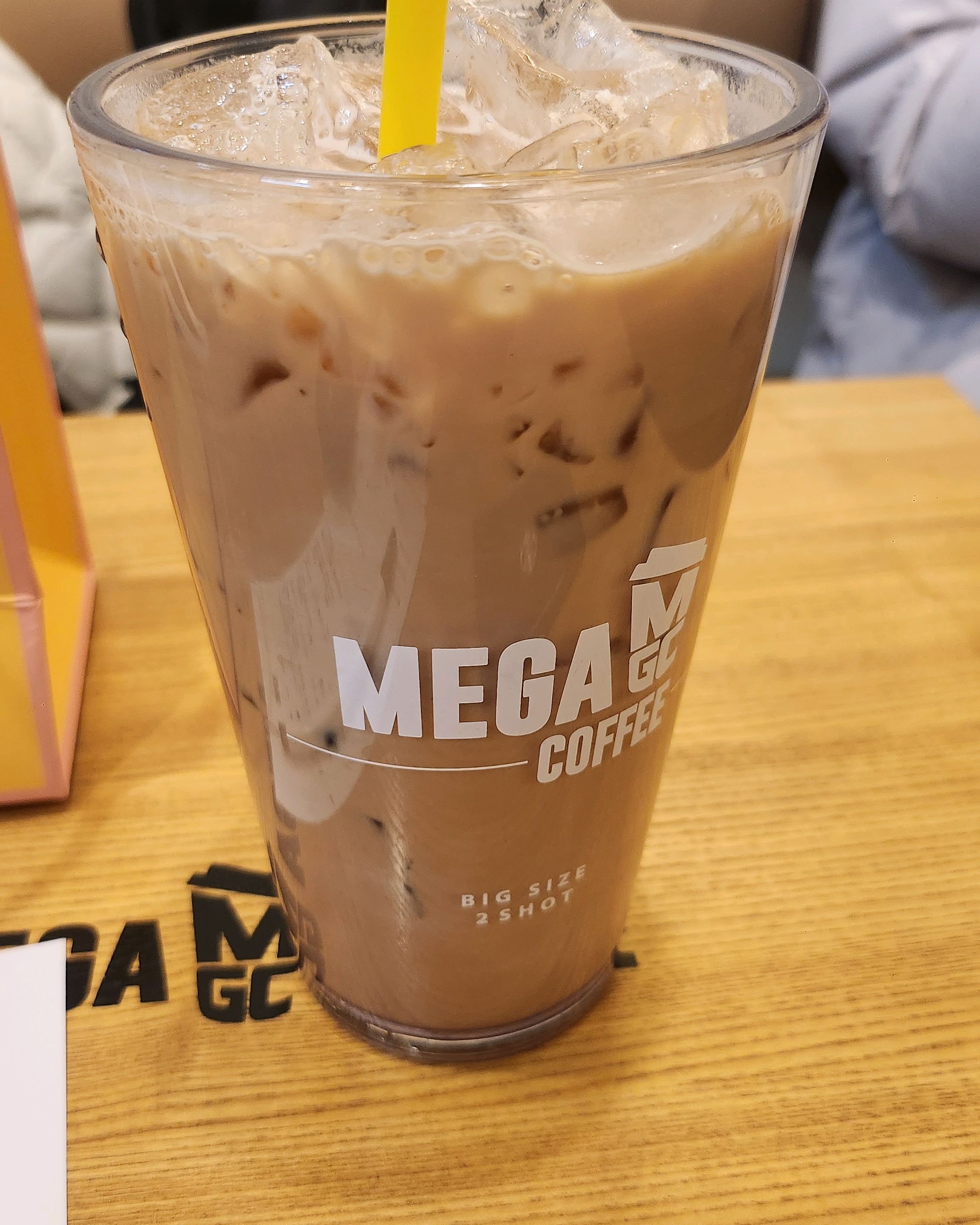 서현역 맛집 메가MGC커피 서현역광장점 내돈내산 방문리뷰