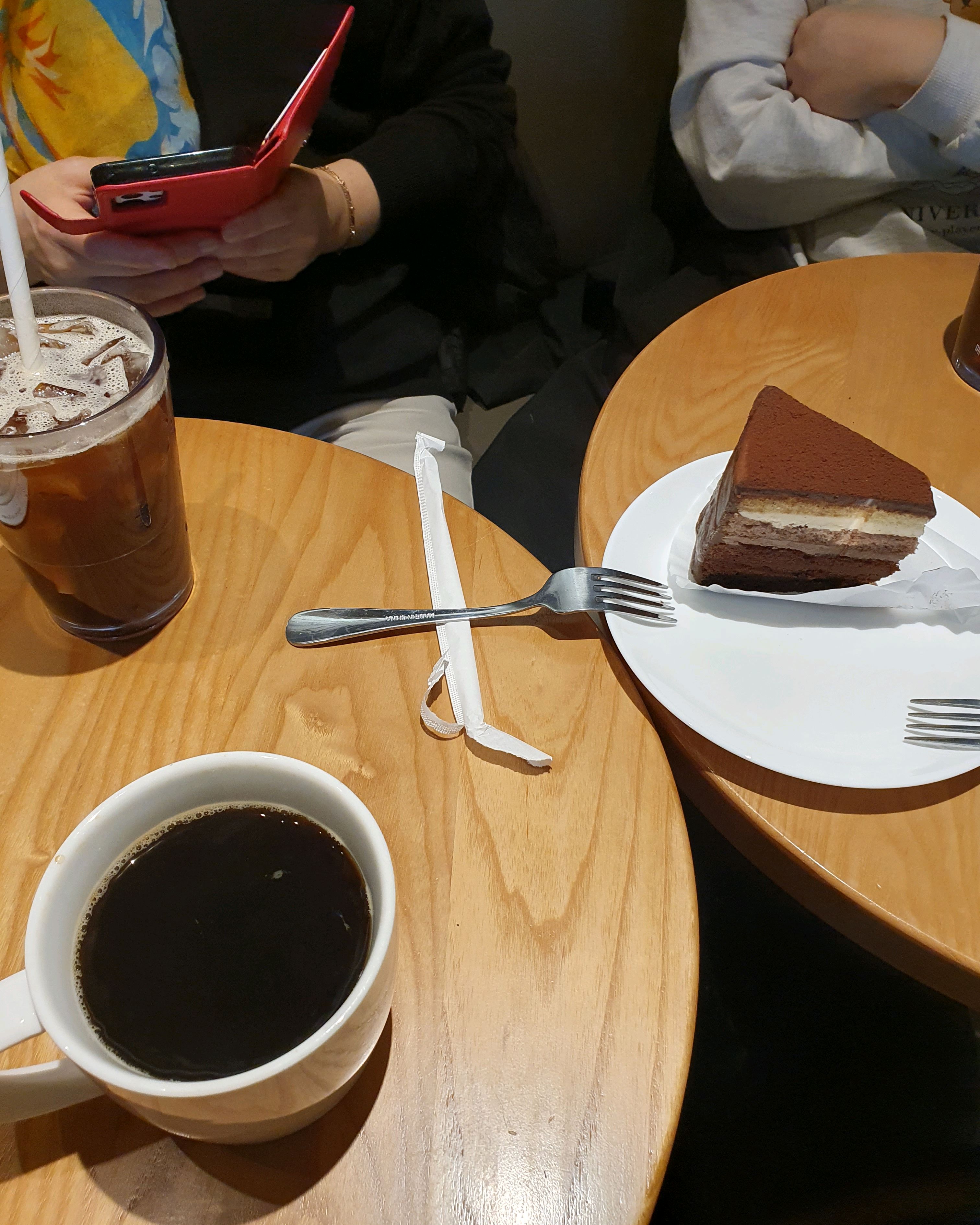 [경리단길 맛집 스타벅스 경리단길점] 직접 가본 로컬 리뷰