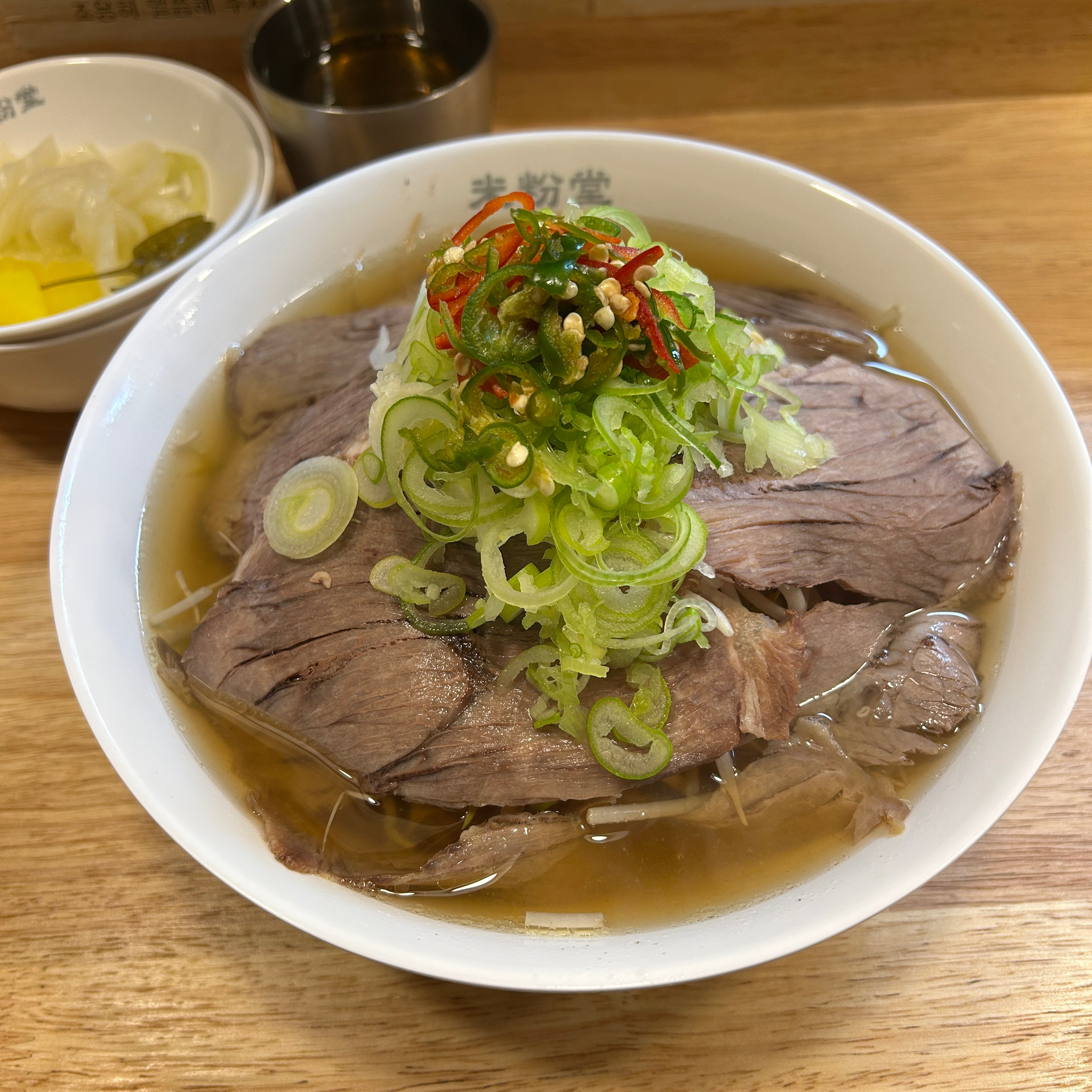깔끔하고 맛있어요! 가게도 청결하고 너무 기분 좋게 먹고갑니다🩵 - 진주 경상대 맛집 미분당 진주경상대점
