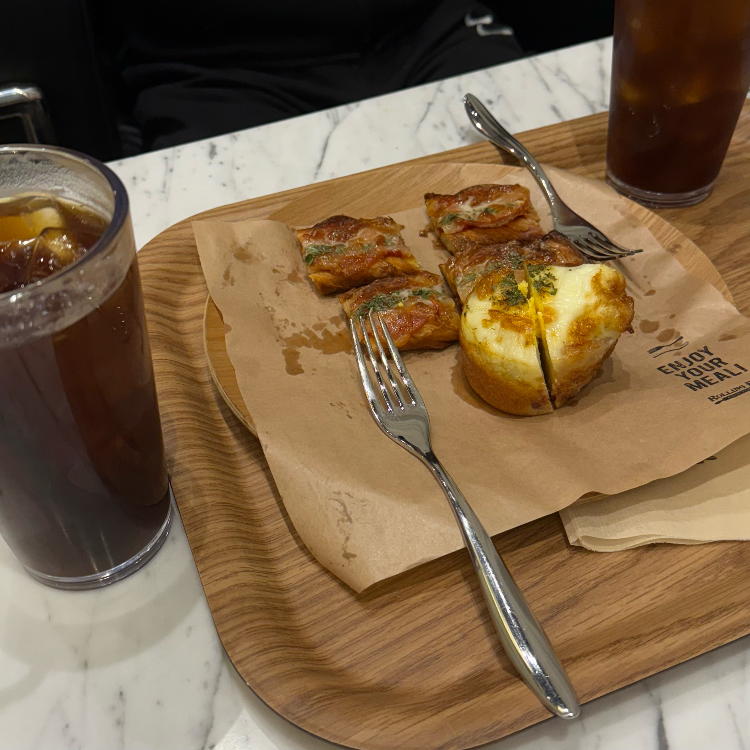 매일오는 단골카페입니다 - 불당동 맛집 롤링핀 천안신불당점