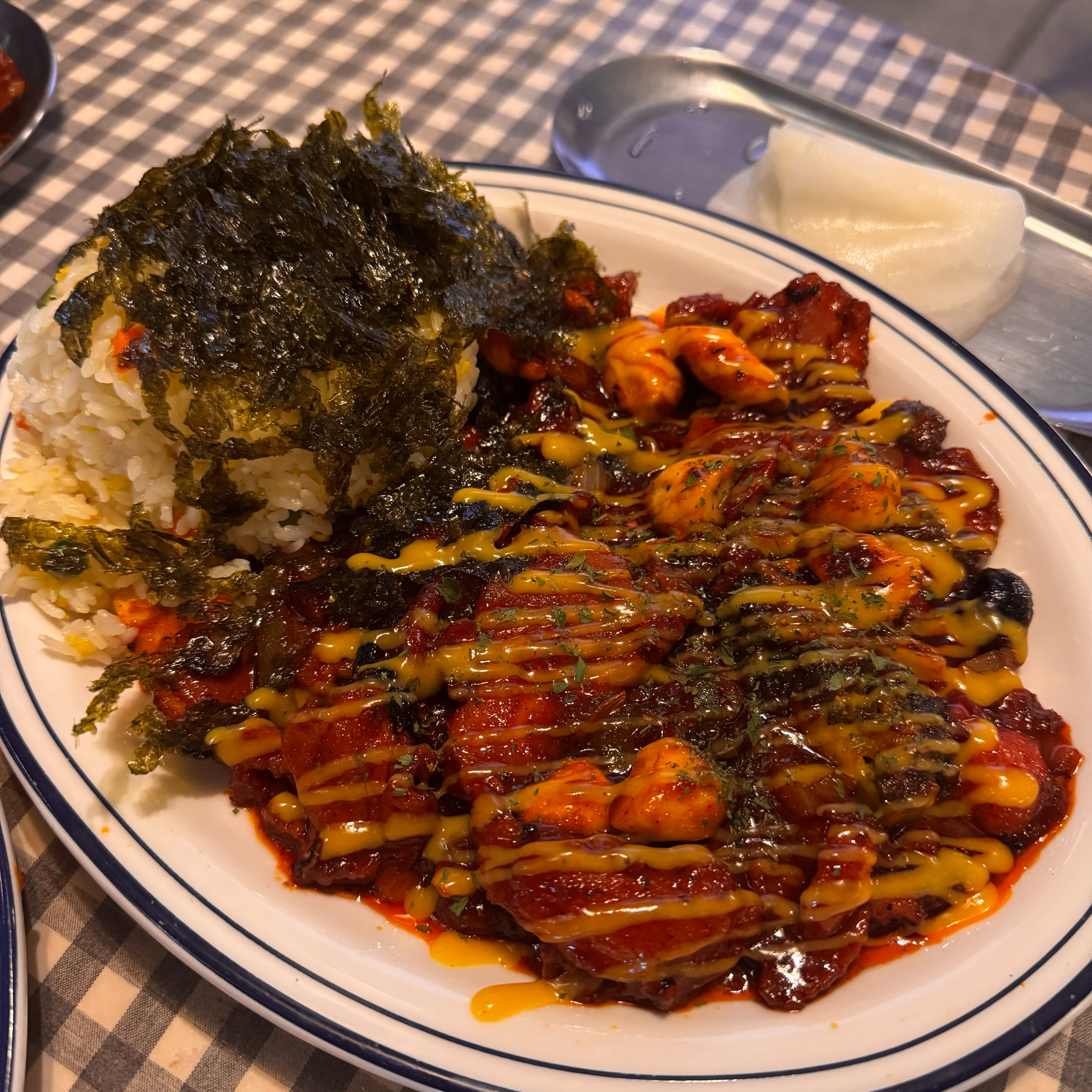 감성챙기면서 데이트하기 좋은 어린이대공원 술집!! - 성수동 가성비 좋은 감성 데이트 맛집 시멘트서울
