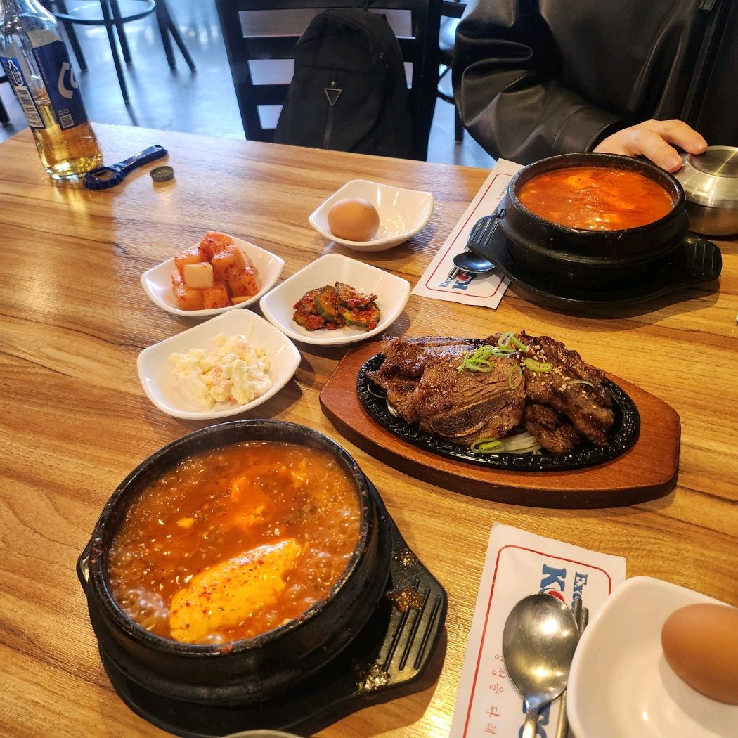 [경리단길 맛집 Korea Town Plaza] 직접 가본 로컬 리뷰