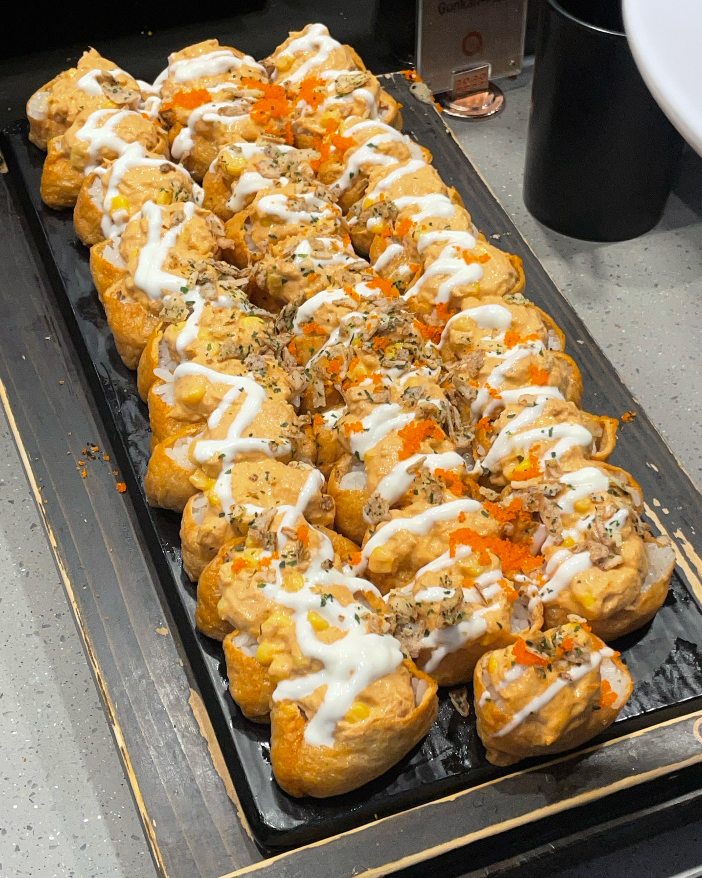 쿠우쿠우 서구점 맛있는음식도 가득하고 부족한음식도 바로바로 채워주시고 직원분들도 친절하고