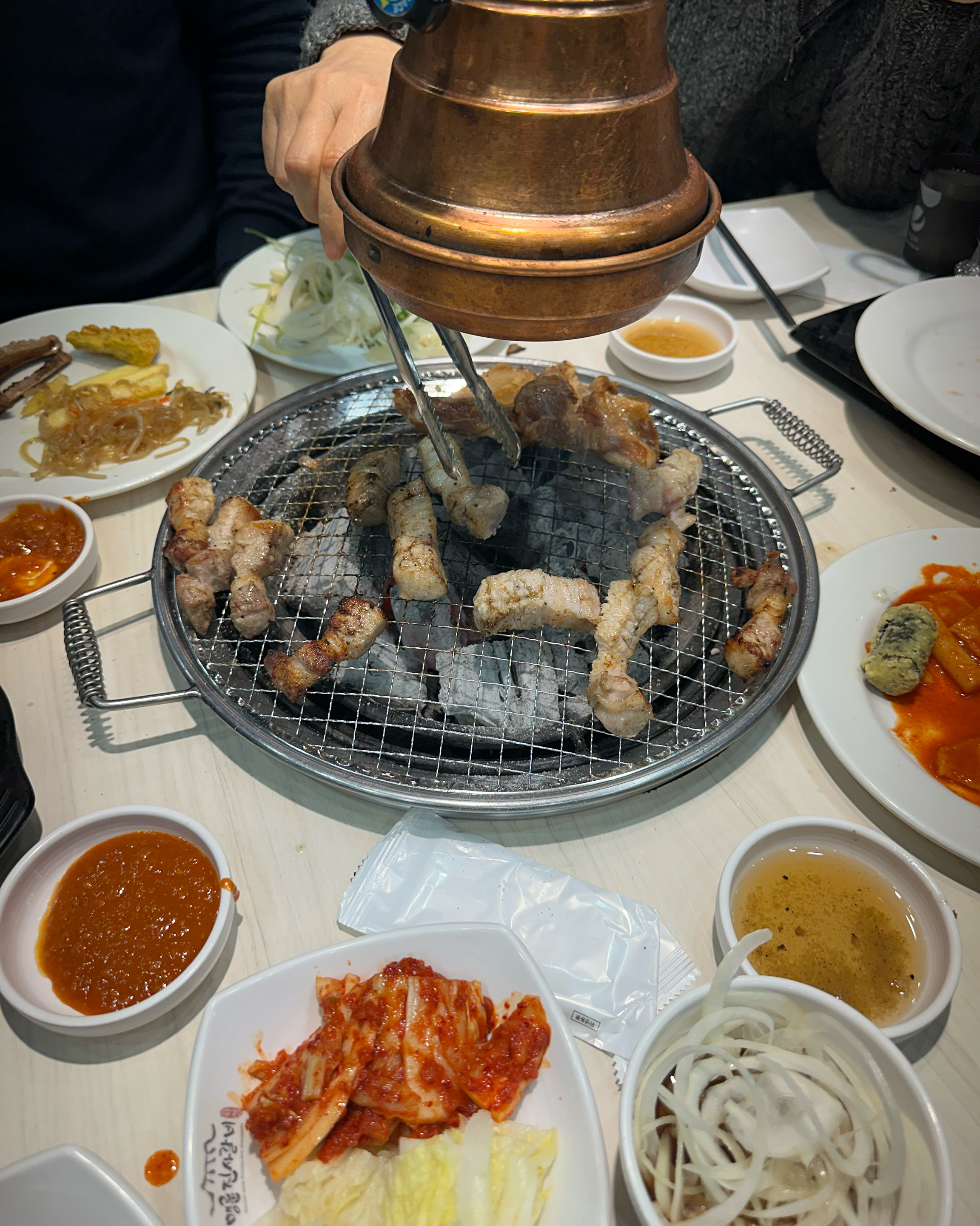 가족끼리 외식으로 처음 방문했어요~ 매장 내부 깨끗하고 넓어서 가족외식으로 딱 좋을 것 같