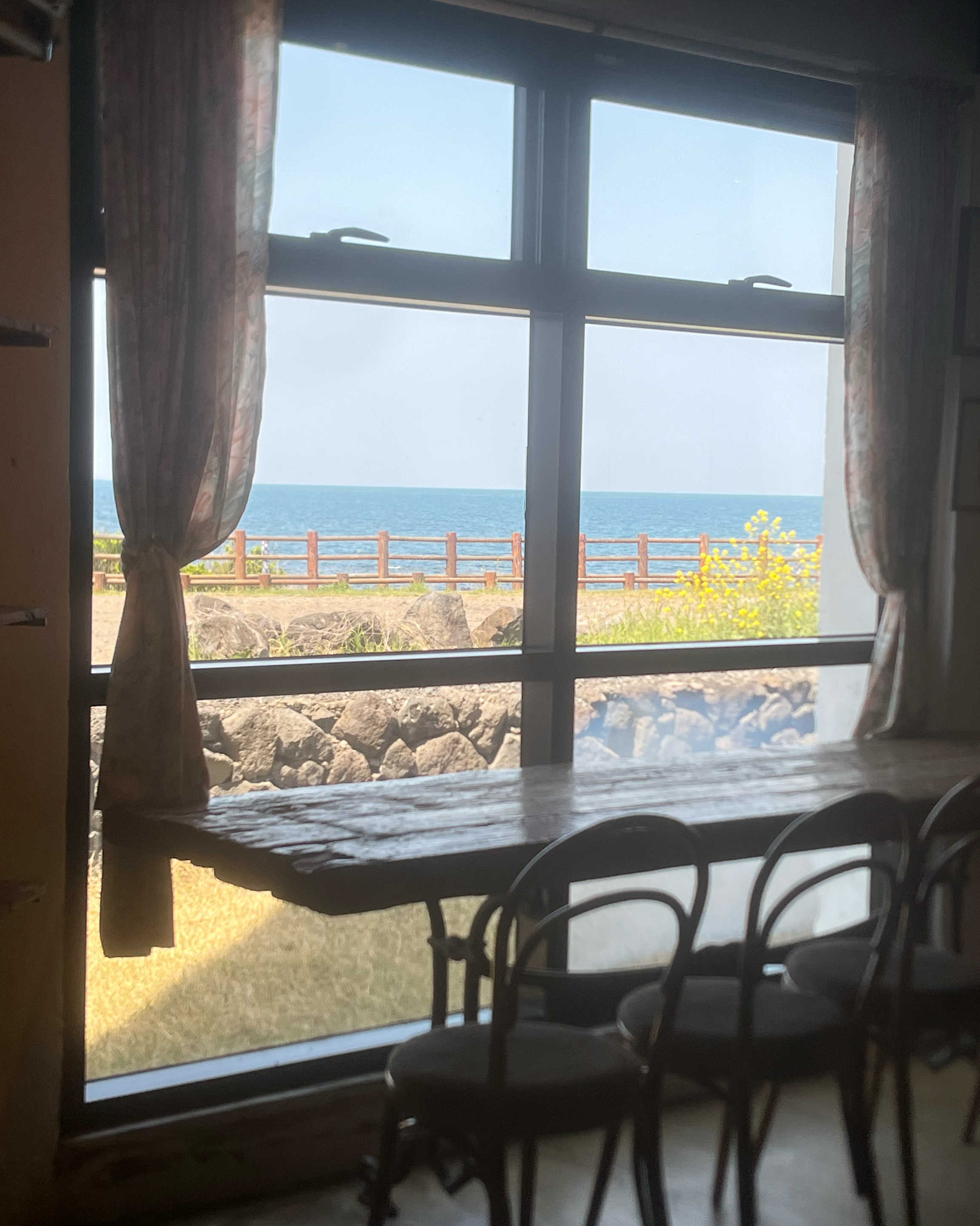 직장 일로 홀로 제주 내려와 바쁘게 지내며 지쳐있을때, 딱 좋은 방앗간을 찾았습니다..!🌸