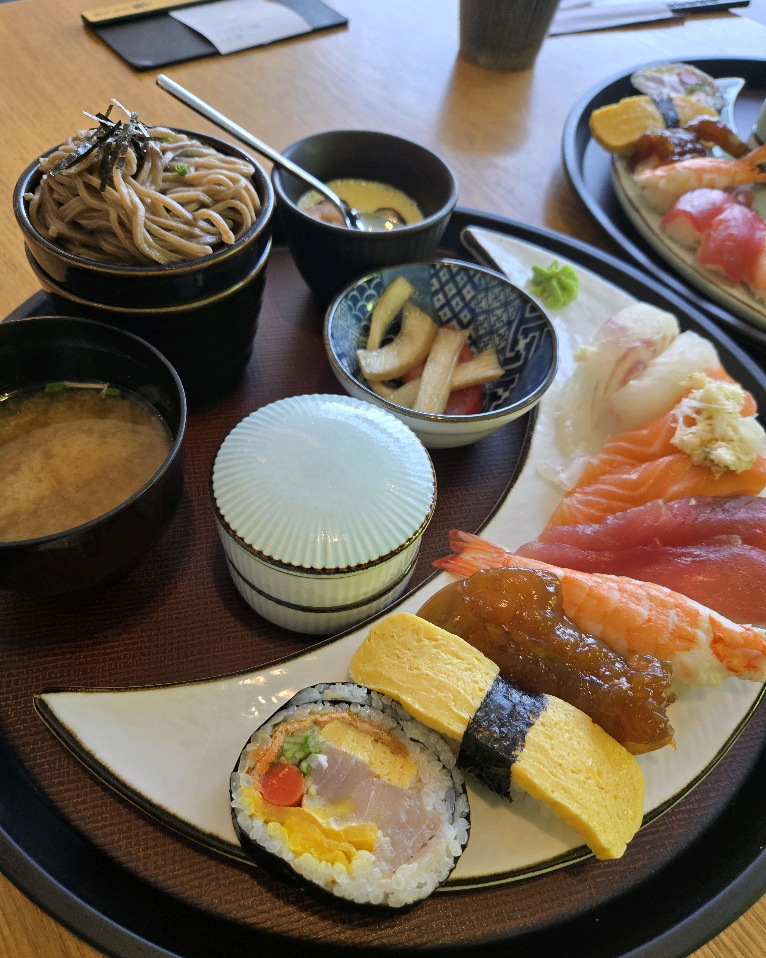 아들과 함께 점심~~ - 불당동 맛집 상무초밥 신불당점