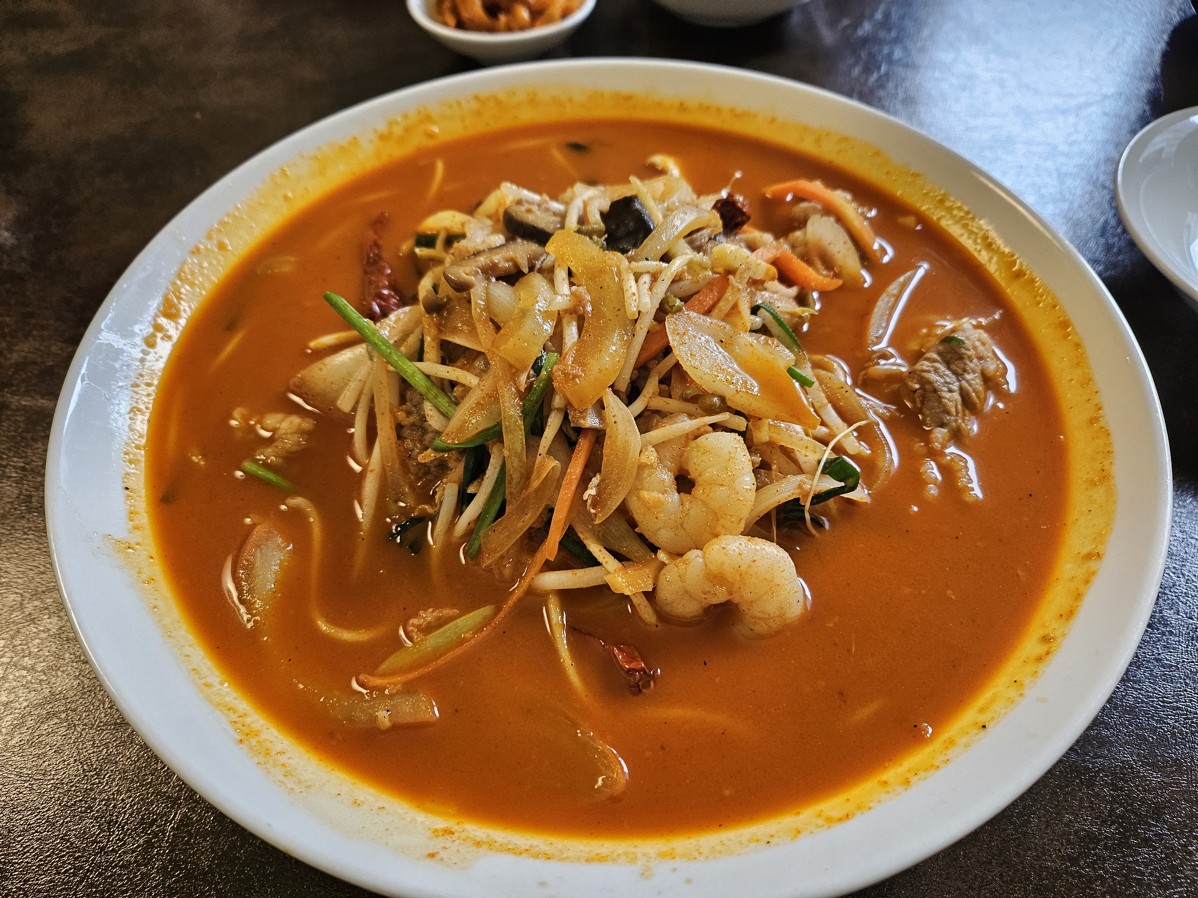 낮에 왔는데 조용하구 친절하세요:) - 구월동 맛집 샤오만