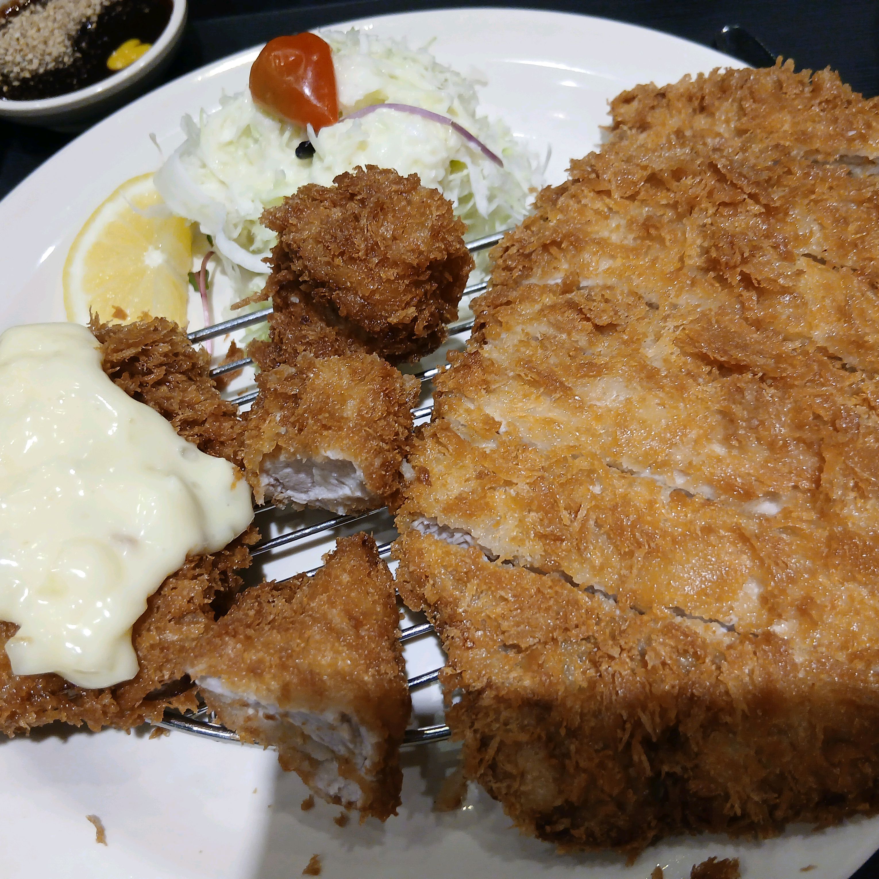 저녁시간 어디서 무얼 먹을까 하다가 - 전주 효자동 맛집 홍익돈까스 전주효자점