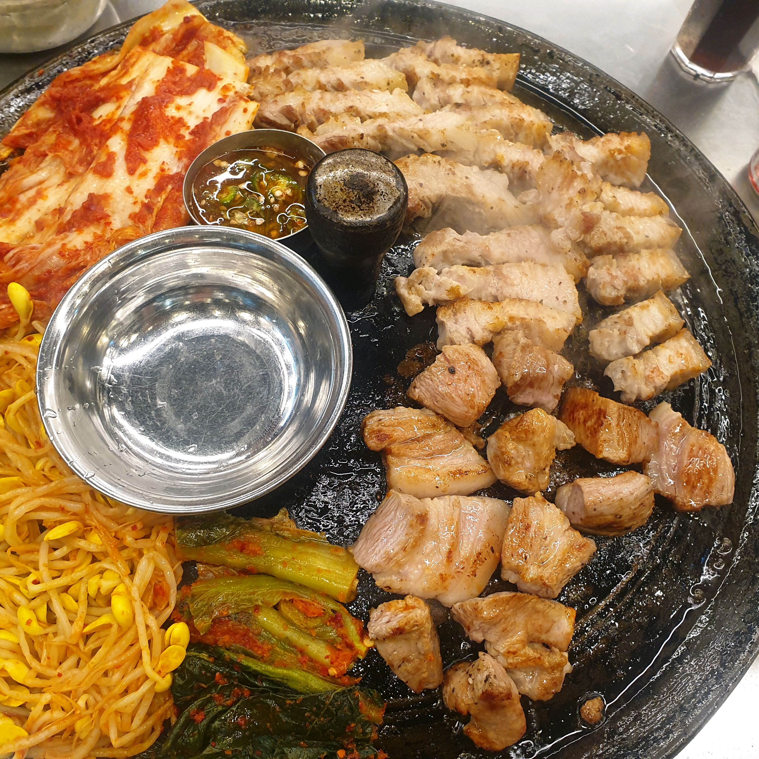 멀리서 목구멍 미박 삼겹먹으러 왔어요. - 구월동 맛집 목구멍 인천구월점