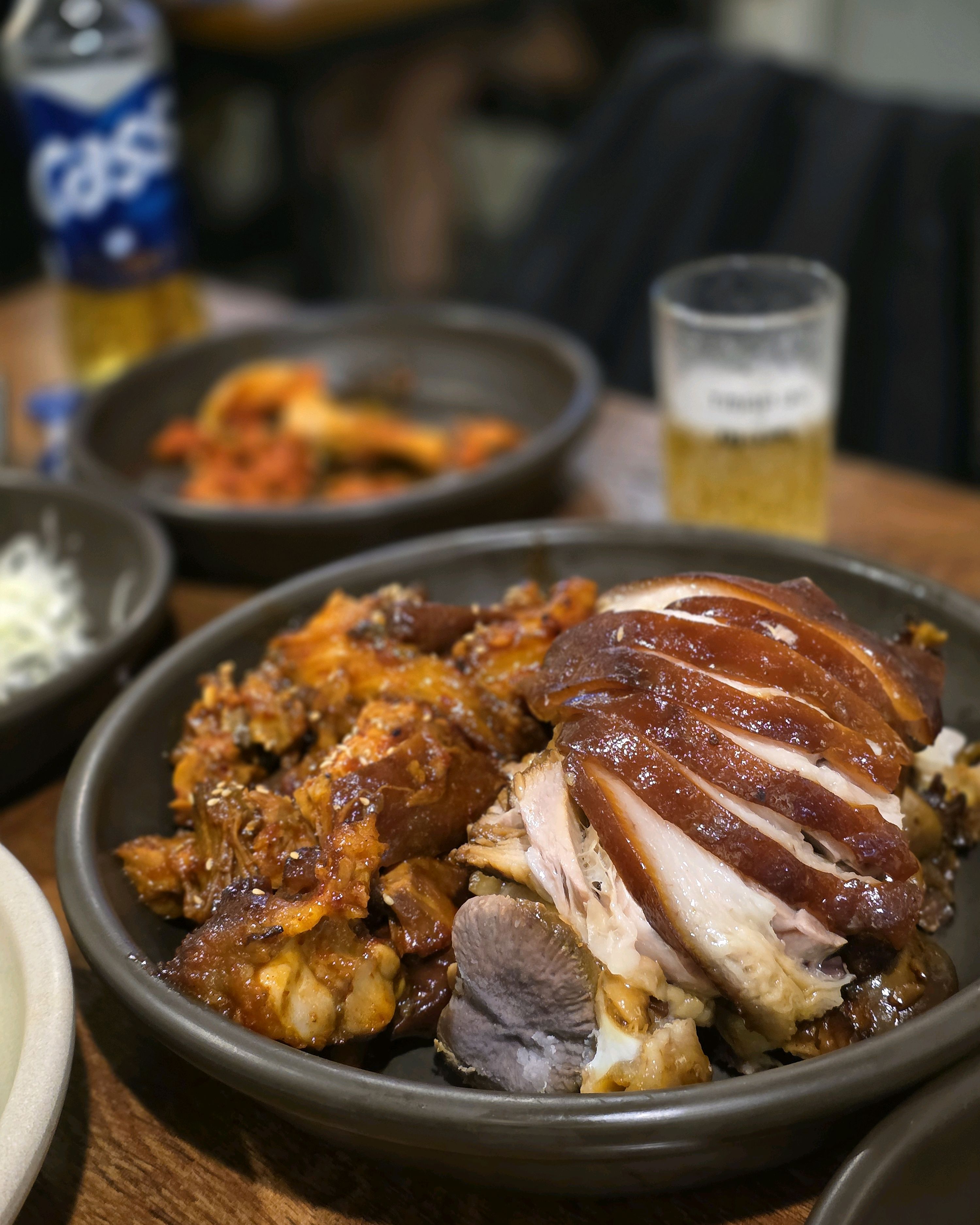 족발 넘 쫄깃하고 부드럽고 맛있어요. 몇 년째 가는 단골 족발집입니다 💞! 막국수도 필수로