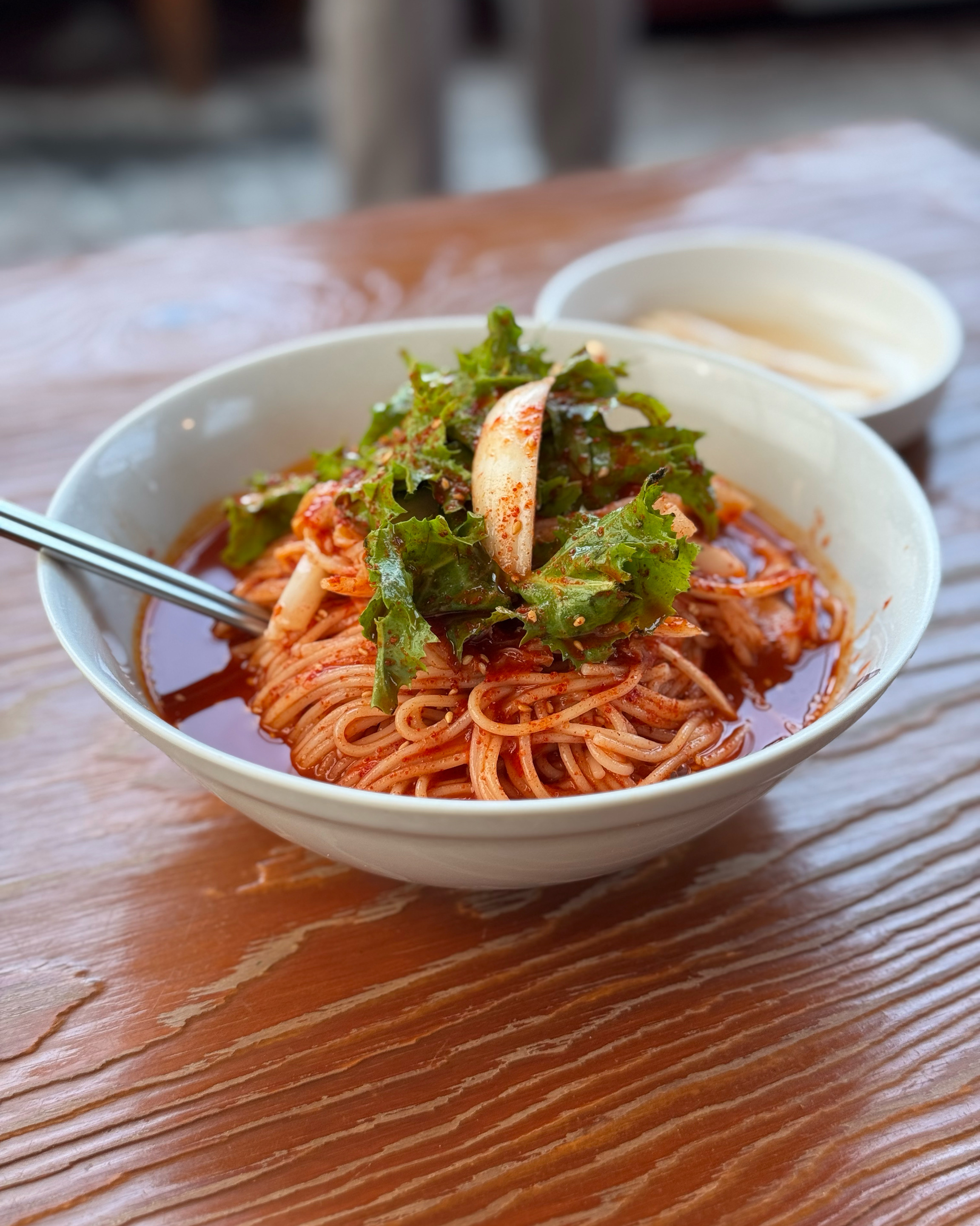 양재와 도산대로까지 직영점을 낼정도로 - 안양 맛집 인덕원비빔국수 안양본점