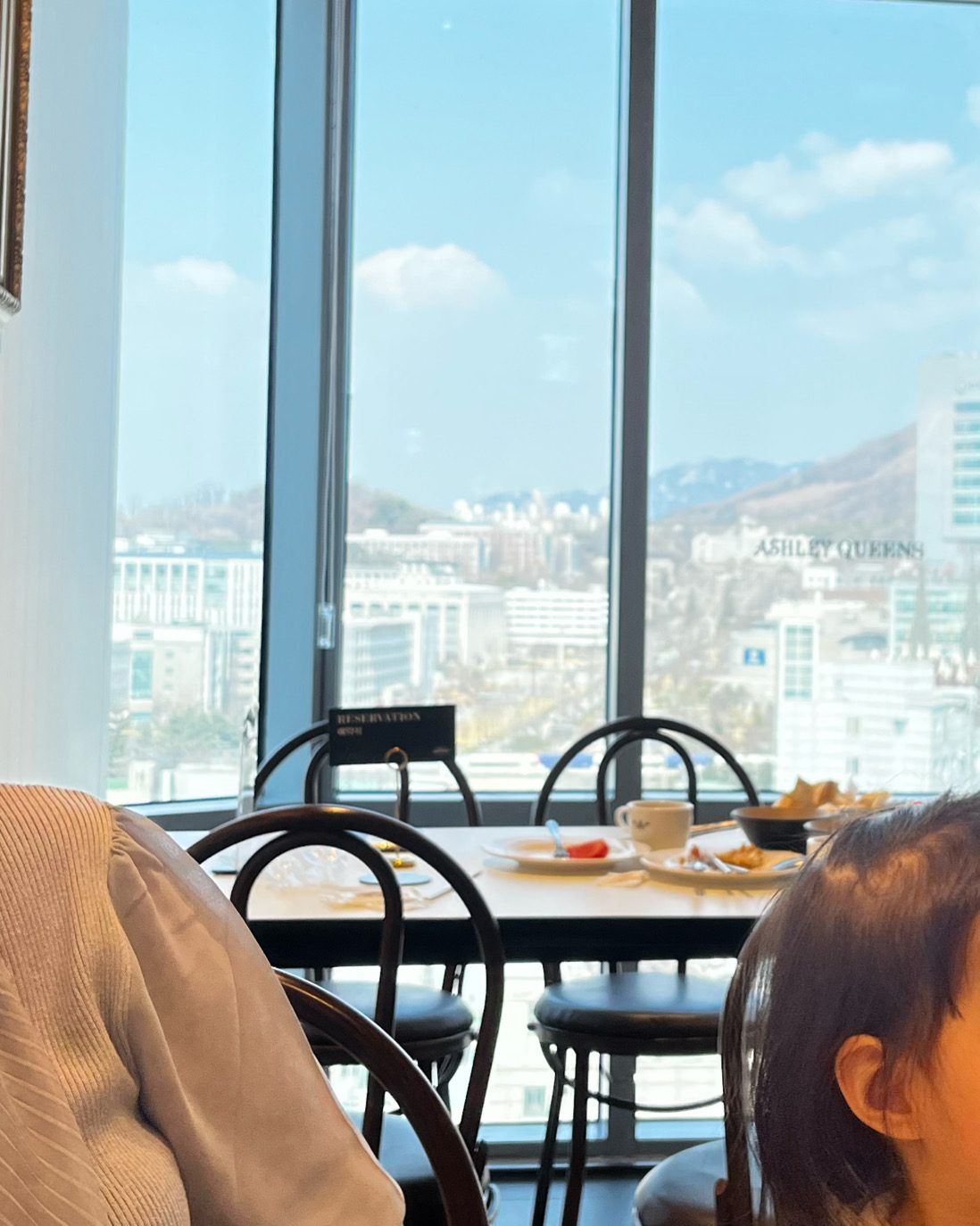 아기가 있으면 빨리밥먹기가 어렵거든요. - 신촌 맛집 애슐리퀸즈 현대유플렉스 신촌점