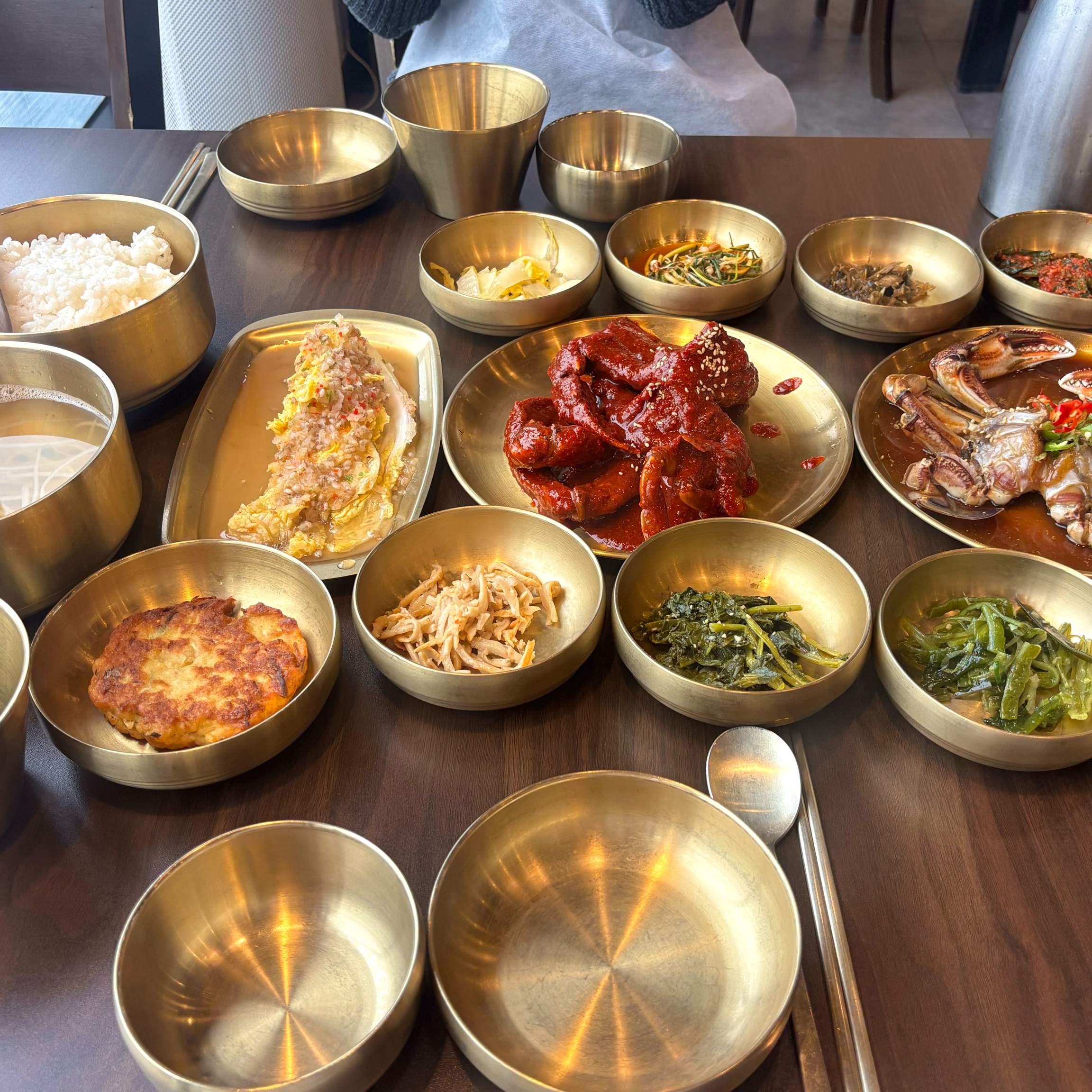 바로 입장하고 음식도 맛있아요!!! 재방문 의사 있습니당 사장ㅈ님도 친절하세요!! - 제주 맛집 하귀 보배쌤보리김치와게장