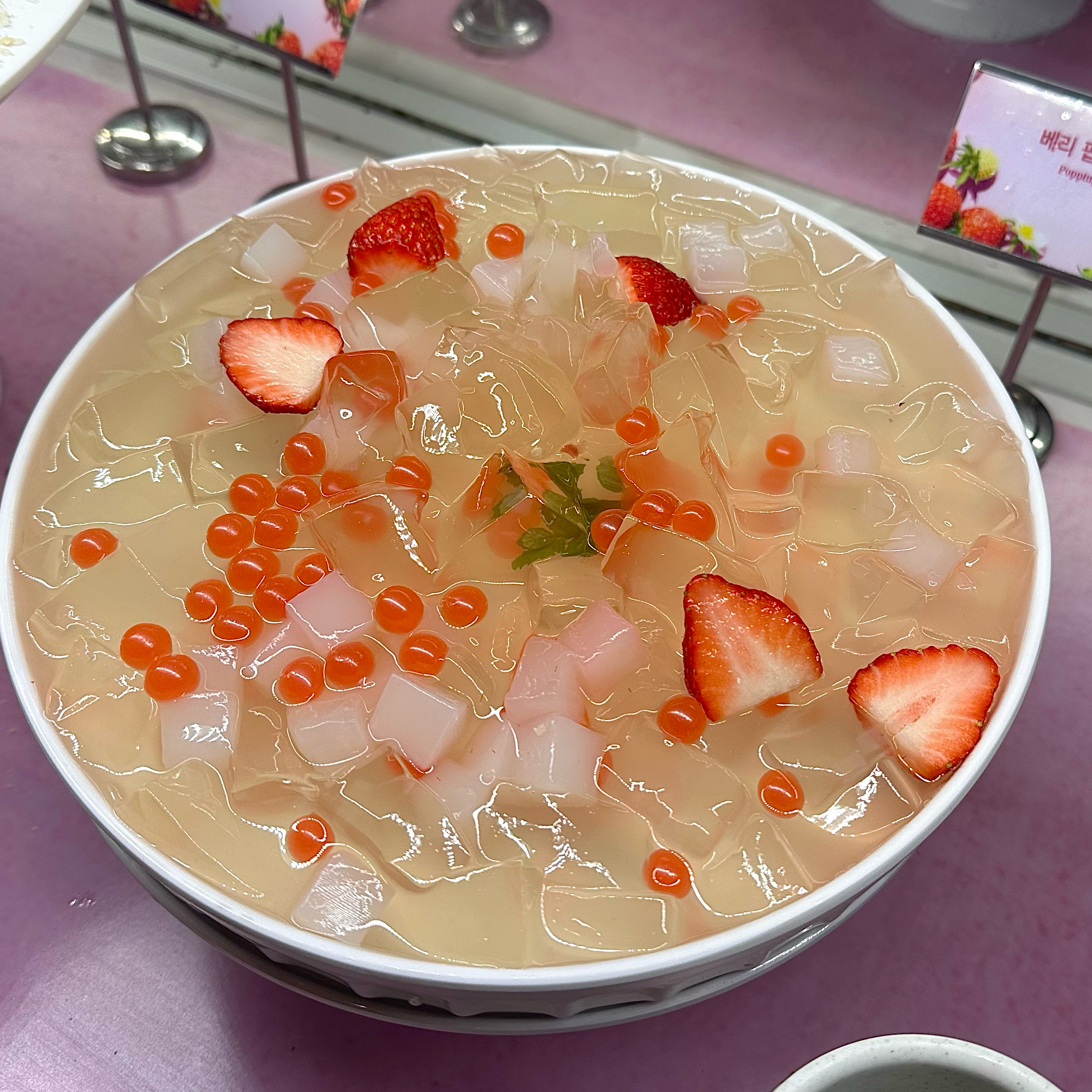 애슐리는 메뉴도 좋고 다 좋은데 대기시간이 항상 긴게 아쉬워요ㅠㅠ - 마산 산호동 맛집 애슐리퀸즈 신세계백화점 마산점