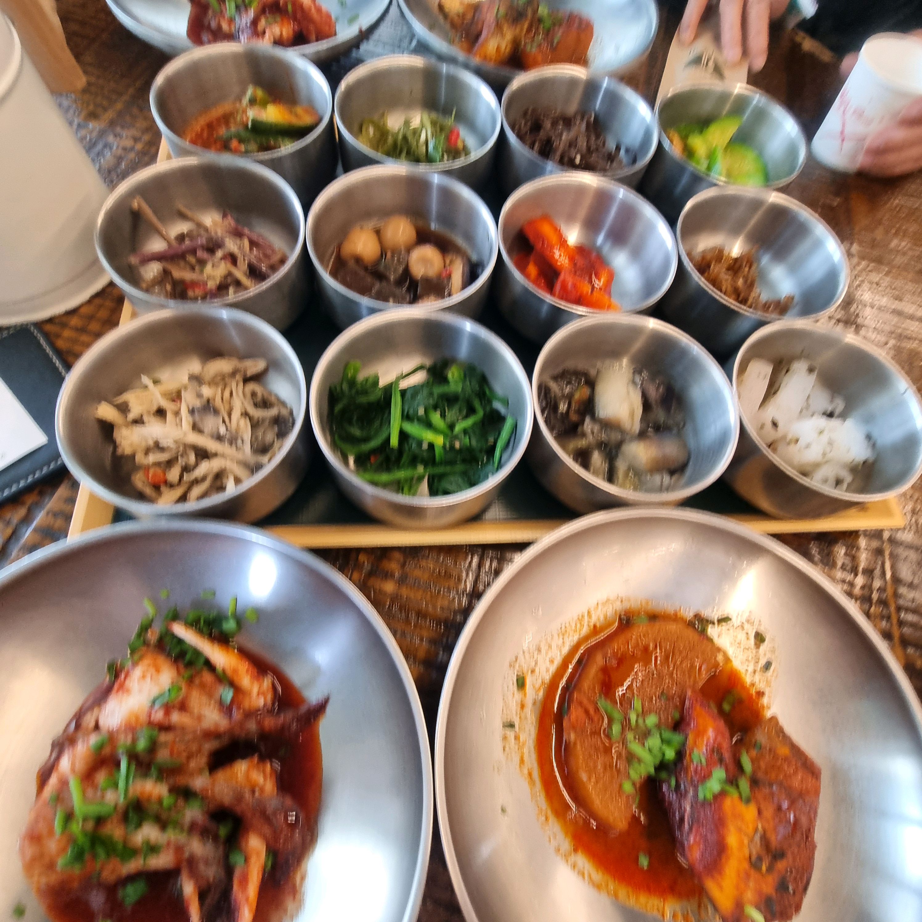 모든 음식이 맛있어요. - 대전 맛집 둥지톳밥