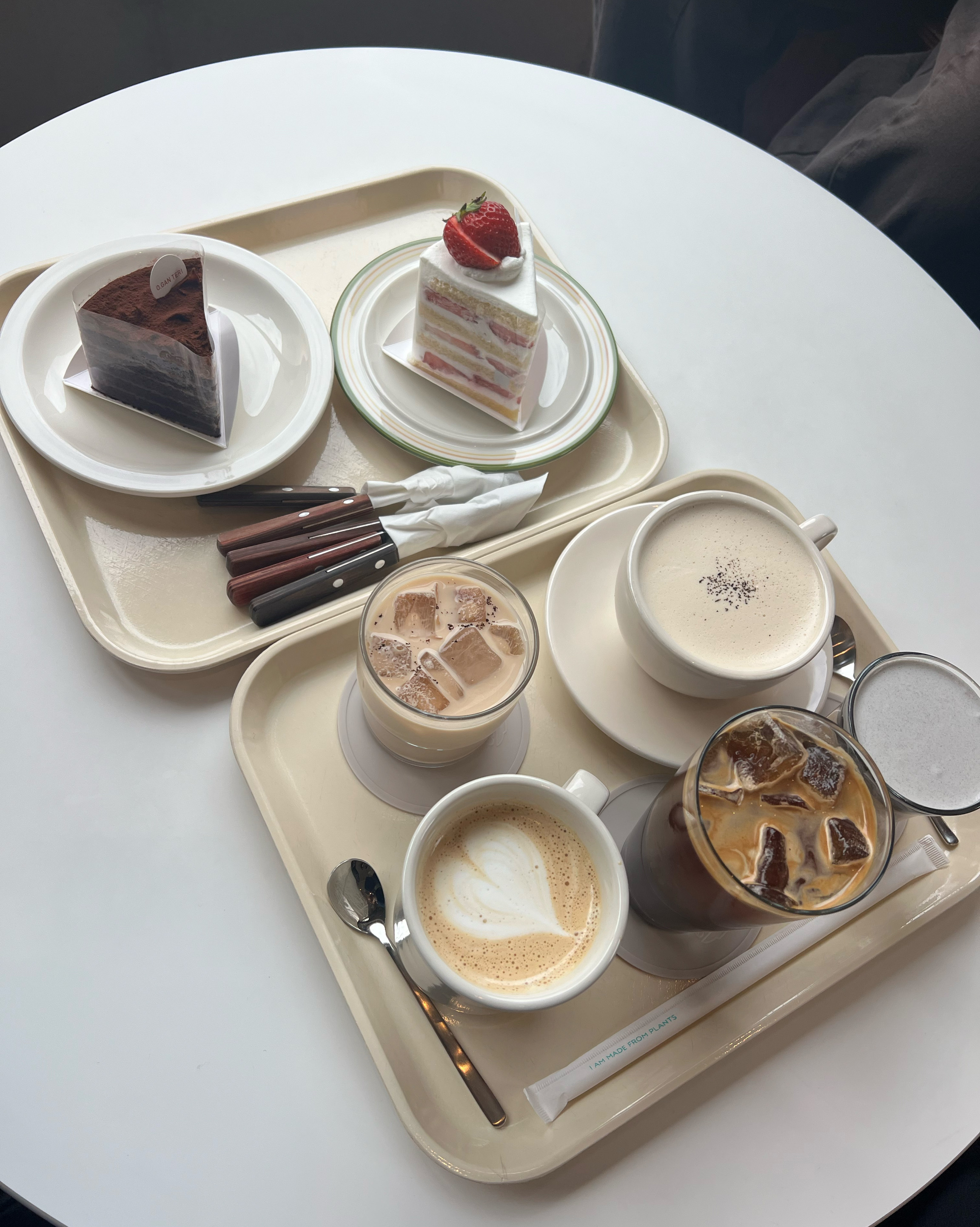 건물도 멋있고, 공간도 좋네요~ - 대전 맛집 공간태리