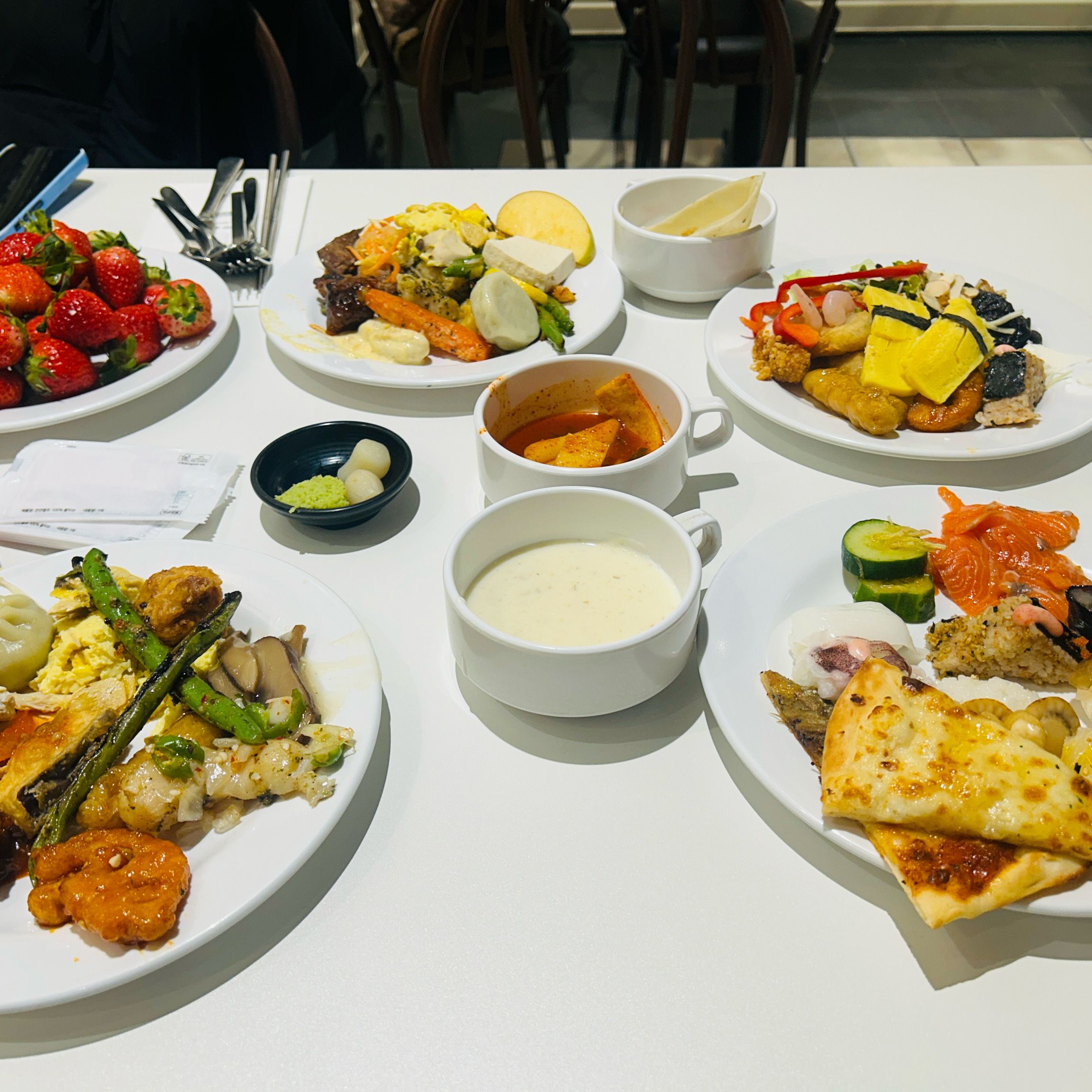 애슐리 여러 지점 중에 여기가 제일 좋아요 음식도 신선하고 맛있어요😋 - 정왕동 맛집 애슐리퀸즈 시화성담스퀘어점