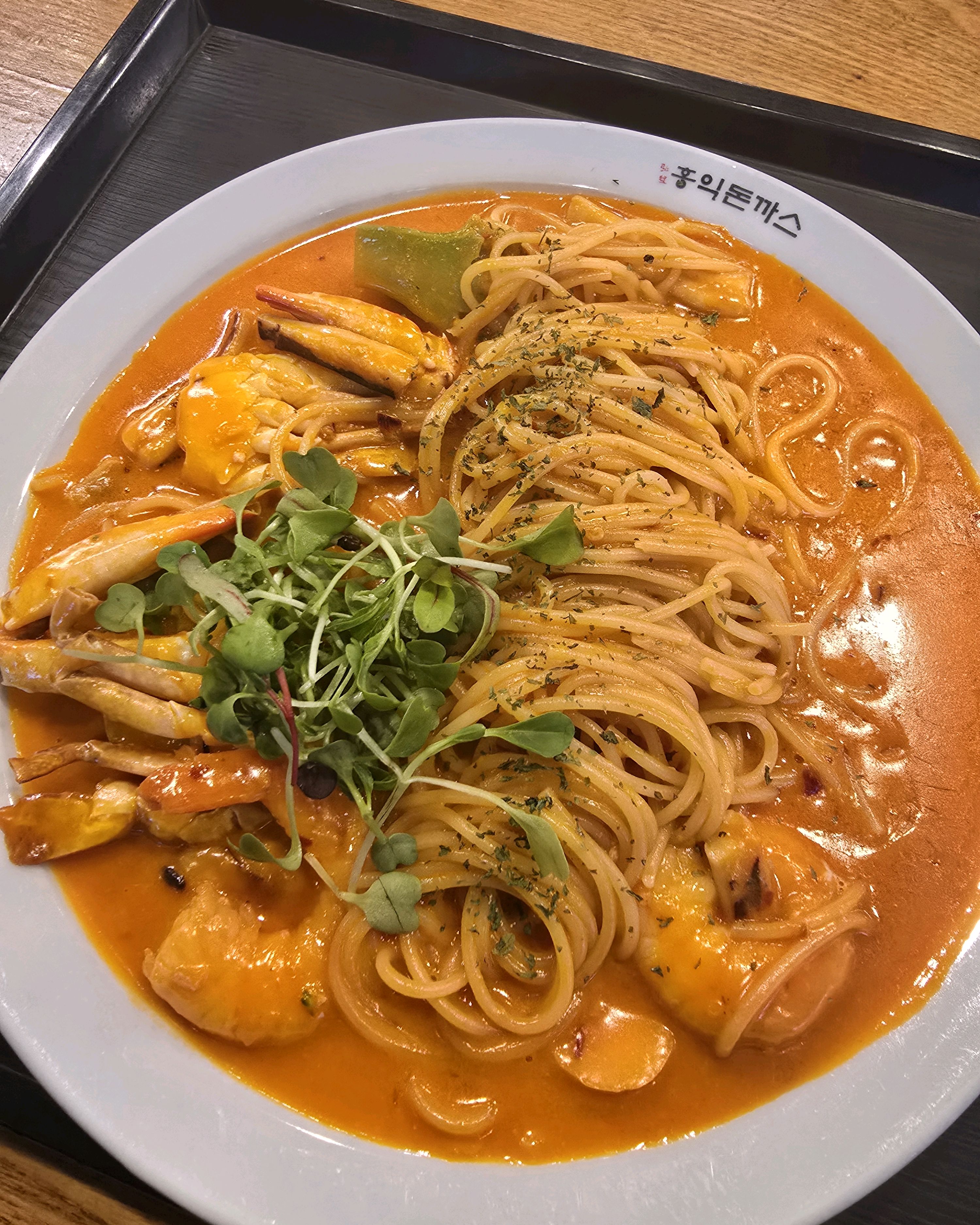 양도 푸짐하고 맛도 좋아요. - 대구 칠곡 맛집 홍익돈까스 대구칠곡점