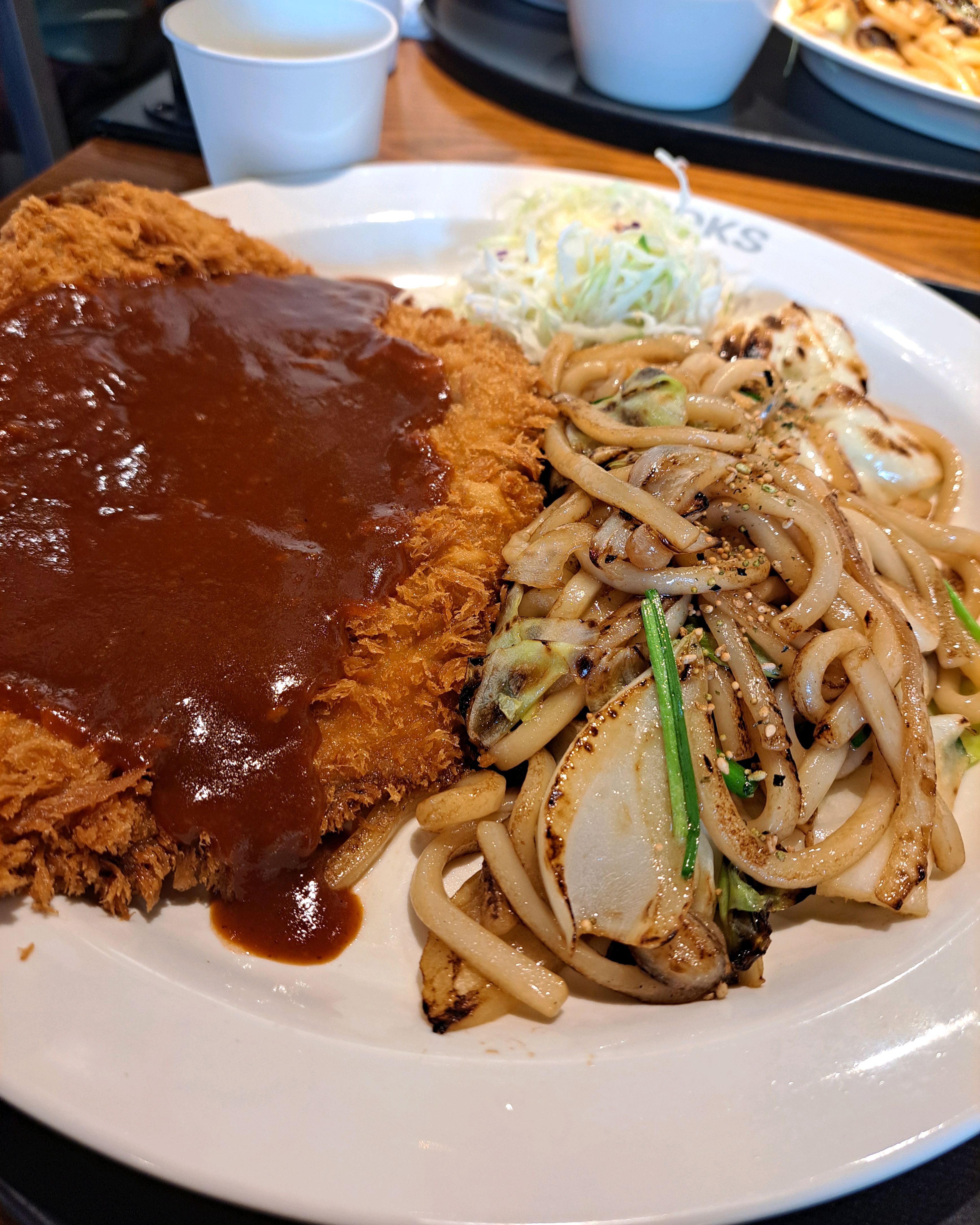돈까스도 맛있지만 볶음우동이 생각보다 너무 맛있었어요~ - 양산 증산 맛집 홍익돈까스 양산점