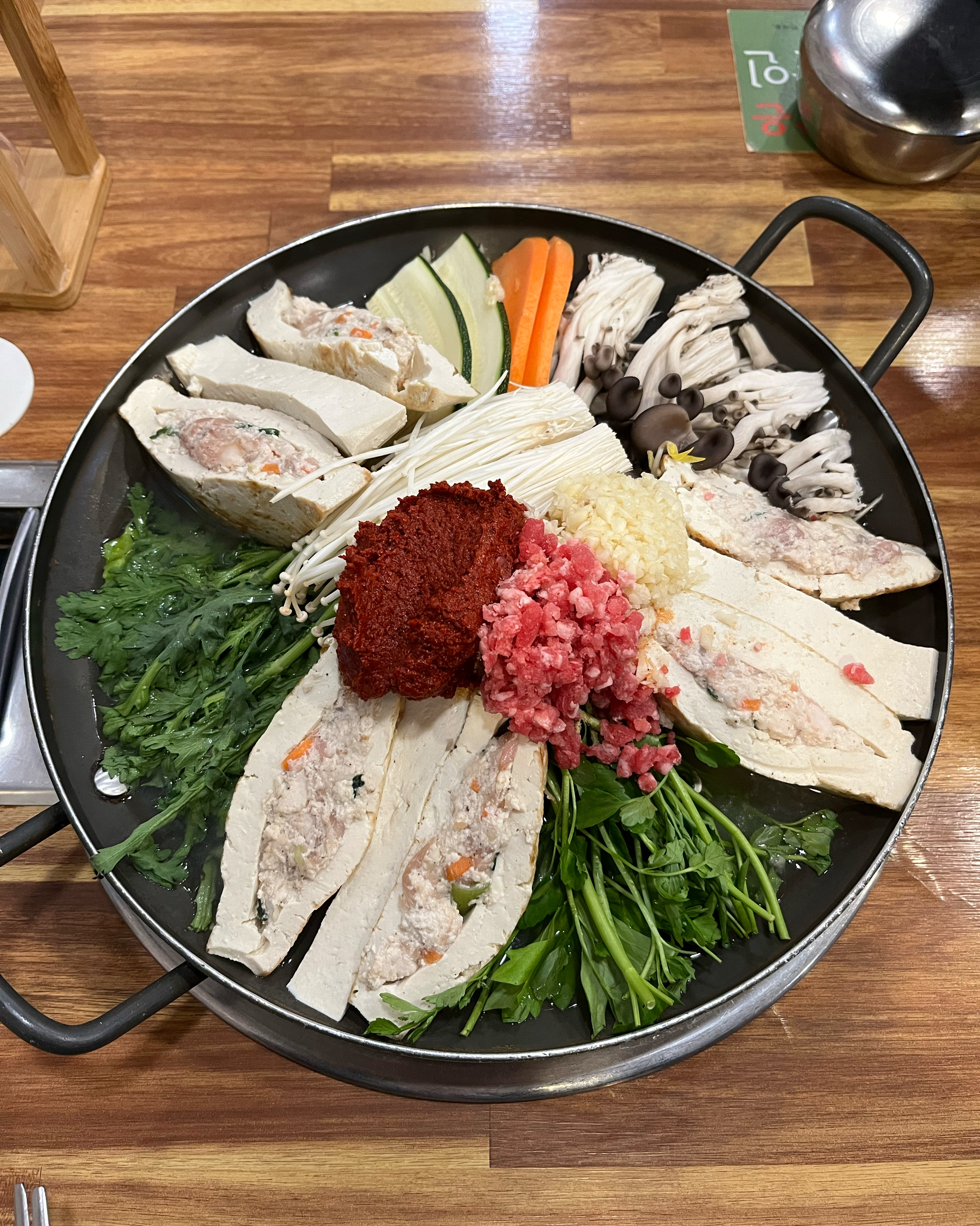 굿! - 대전 맛집 매봉식당 계족산본점