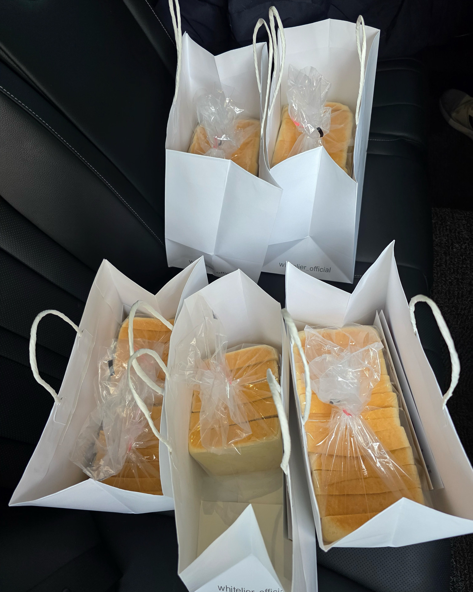 타지역에서 사먹고 너무 맛있어서 컬리에서 시켜먹곤 했는데 강릉에 생겨서 너무 행복해요 ㅠㅠ
