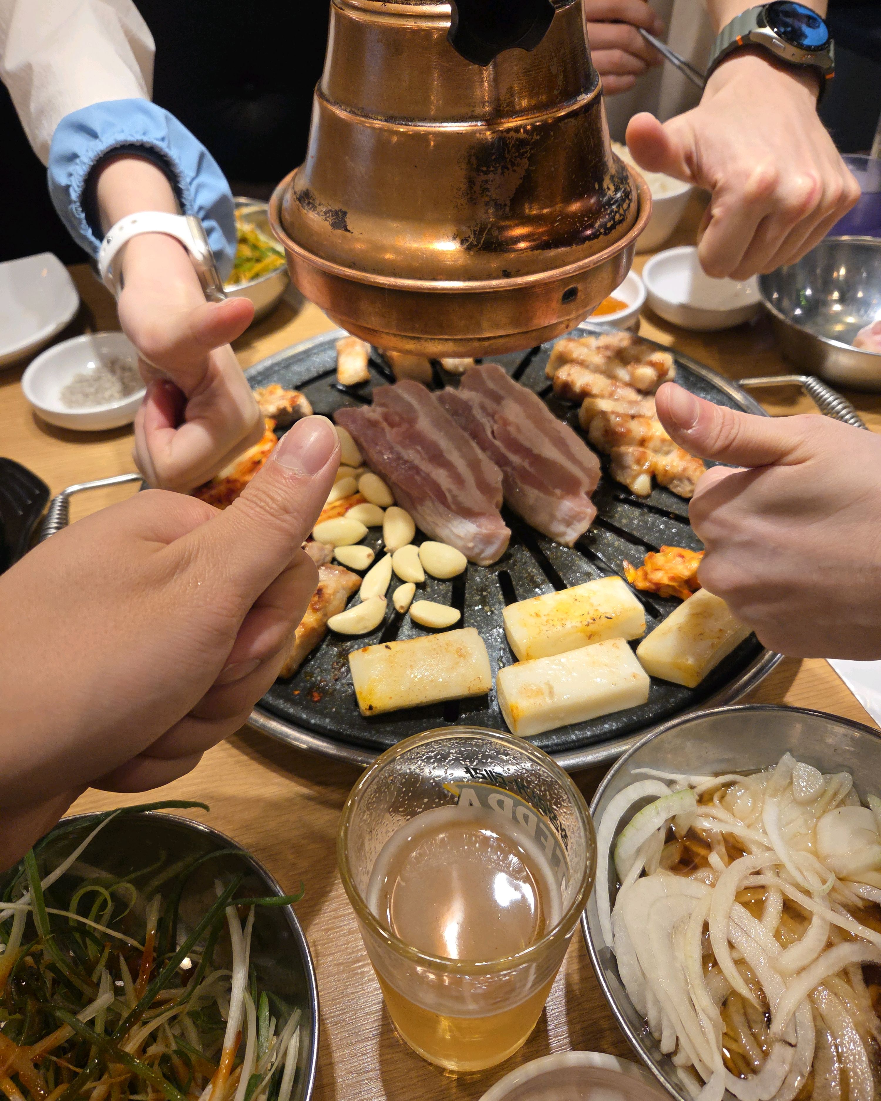 고기질이 엄청 좋고 밑반찬도 정말 맛있어요 직원분들도 친절히 안내해주셔서 너무 잘 먹었습니