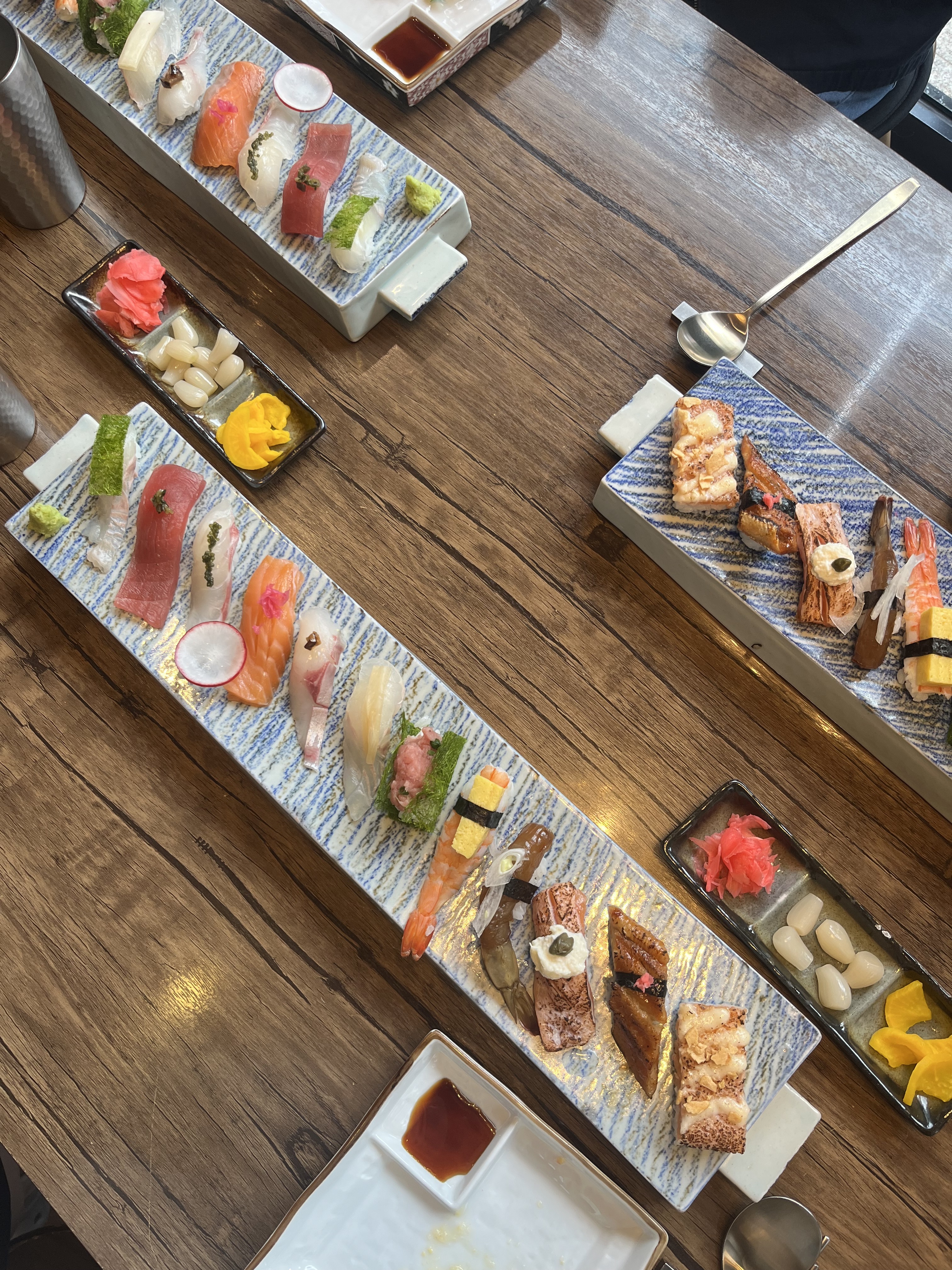 신선하고 구성이 좋은 스시집이네요! 맛있고 예뻐요! - 대전 맛집 안도스시