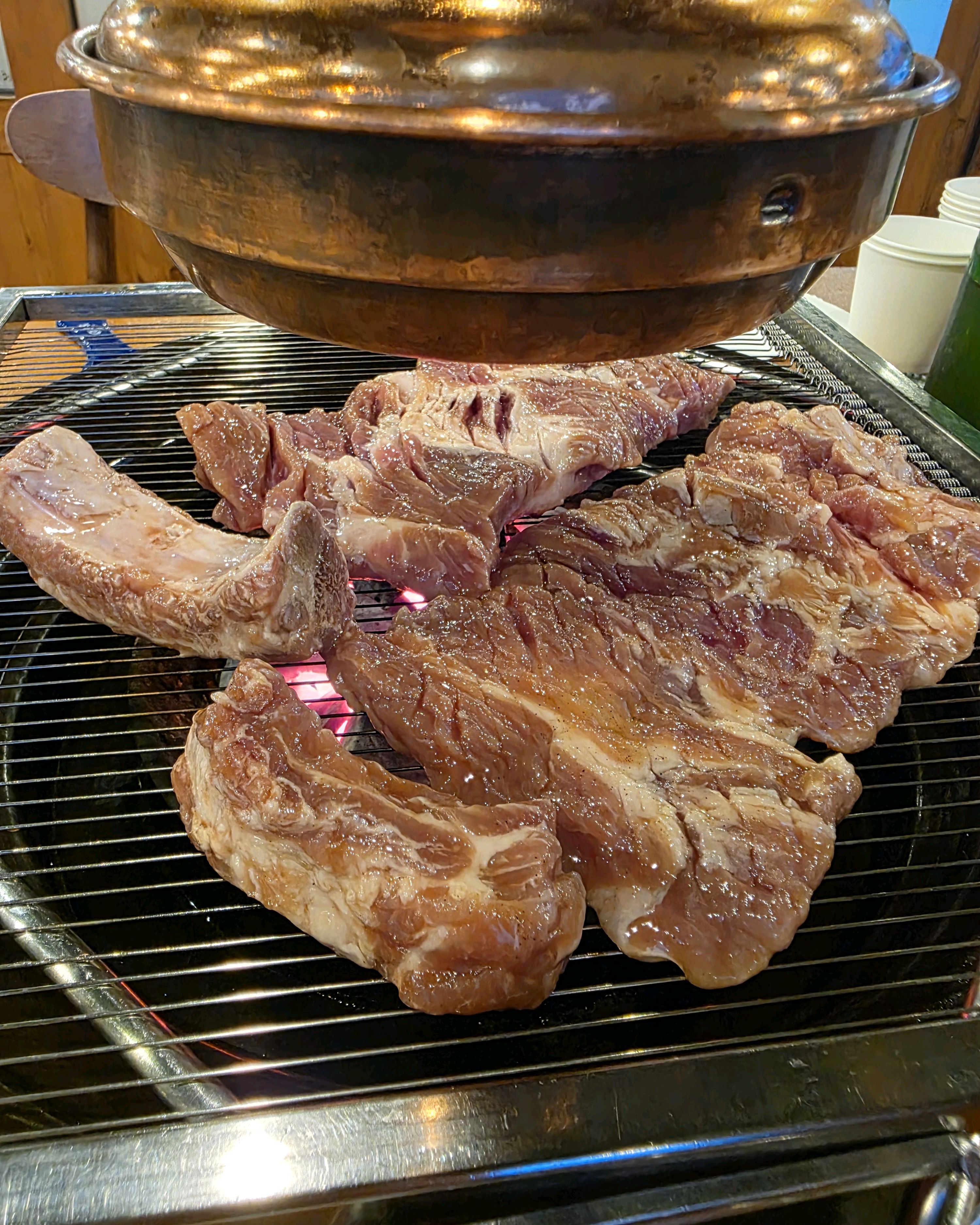 수원경기아트센터에서 공연보고 근처 맛집 검색하고 왔답니다. 고기도 너무 맛있어서 아이들이