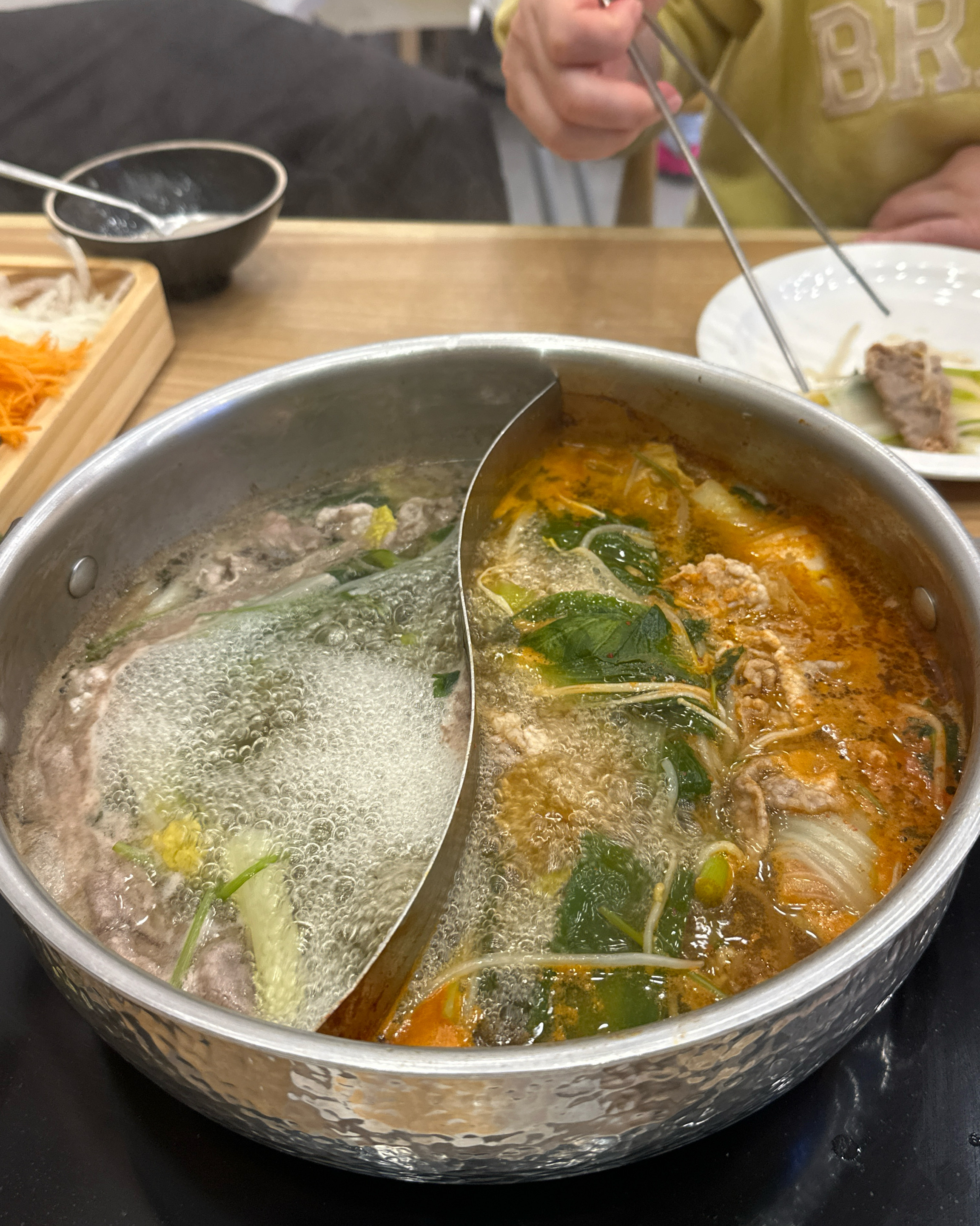 음식 종류도 많고 푸짐하게 먹을 수 있어서 좋아요! - 양산 맛집 샤브올데이 양산점