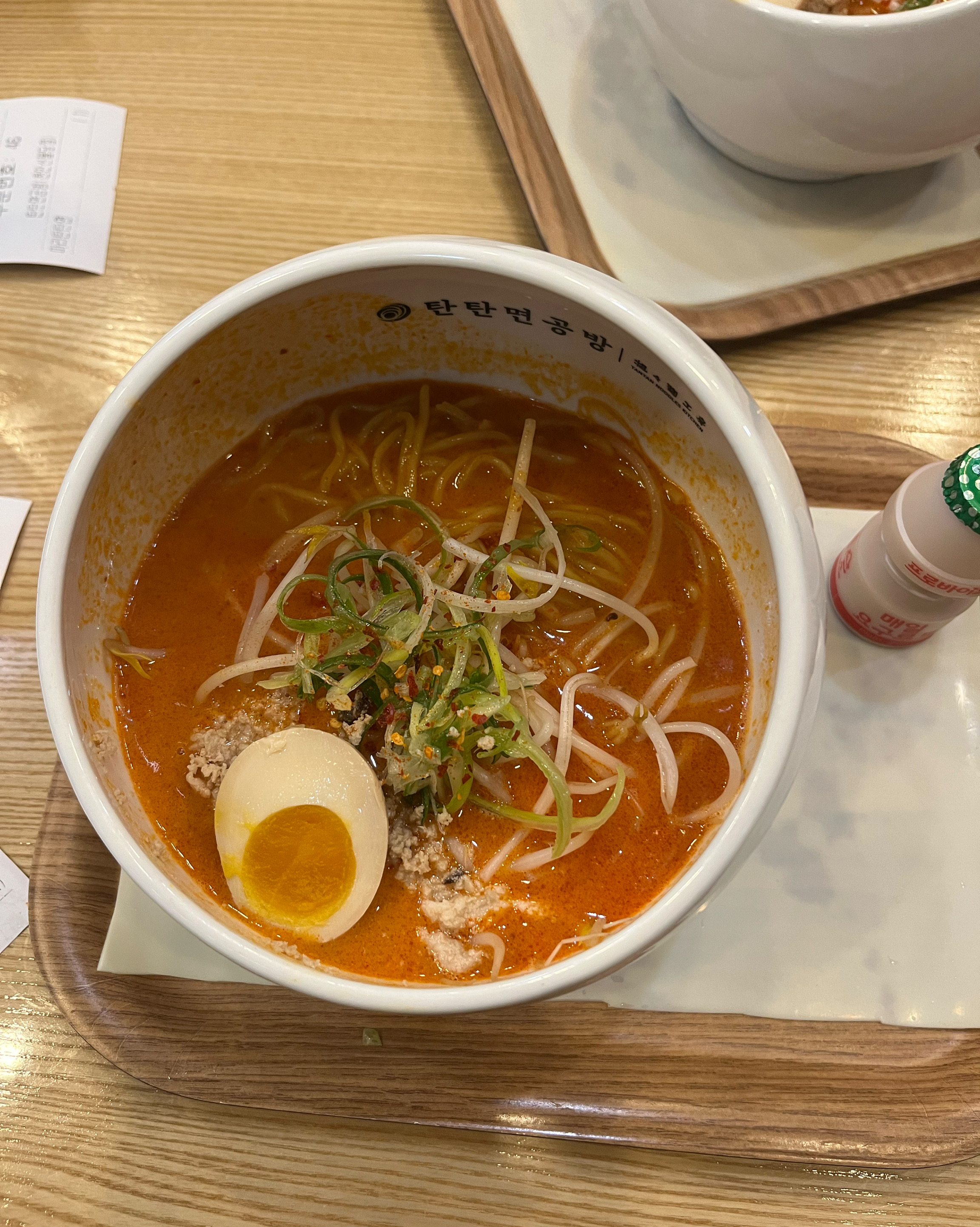 처음 와봤는데 많이 안 맵고 맛있어요!! 양도 많아요!! - 불당동 맛집 탄탄면공방 천안신불당점